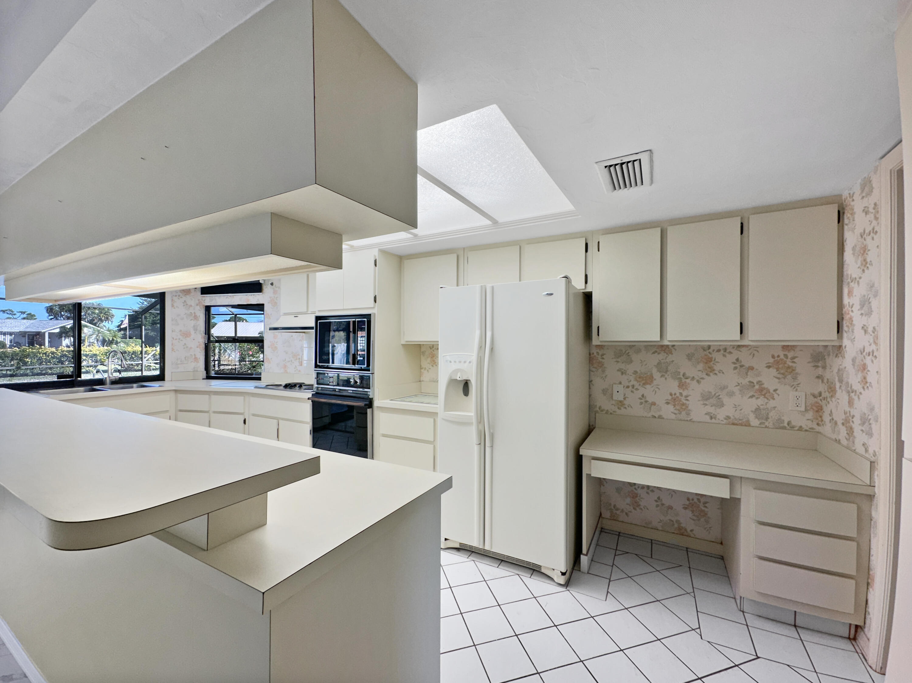 MLS #RX-11146310 image #2