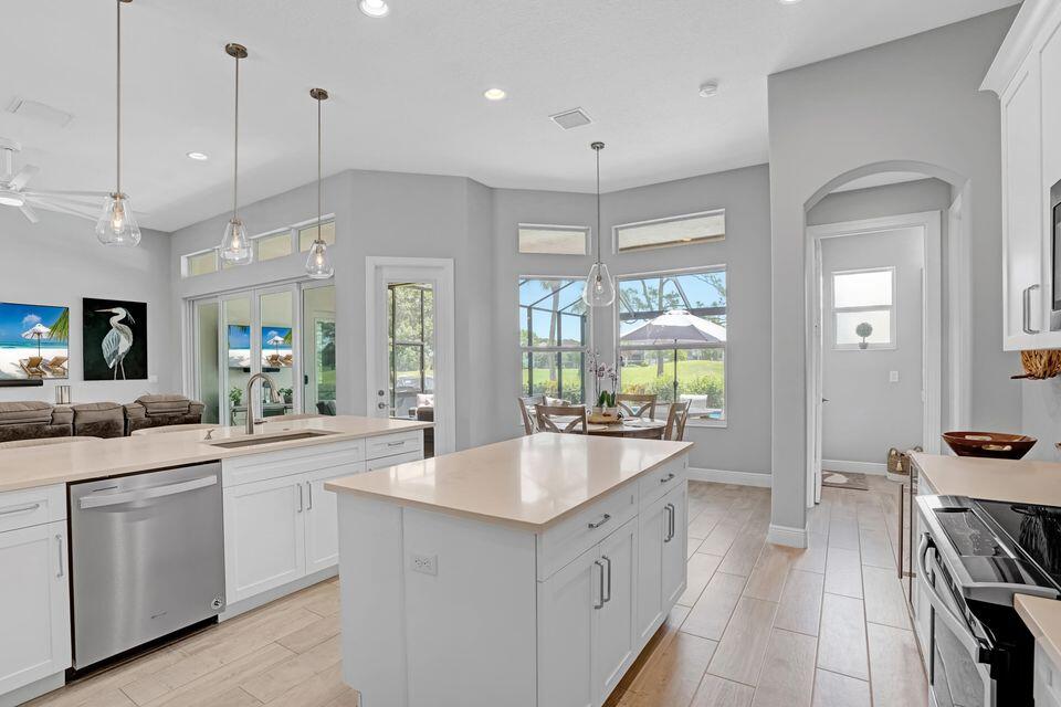 MLS #RX-11146383 image #3