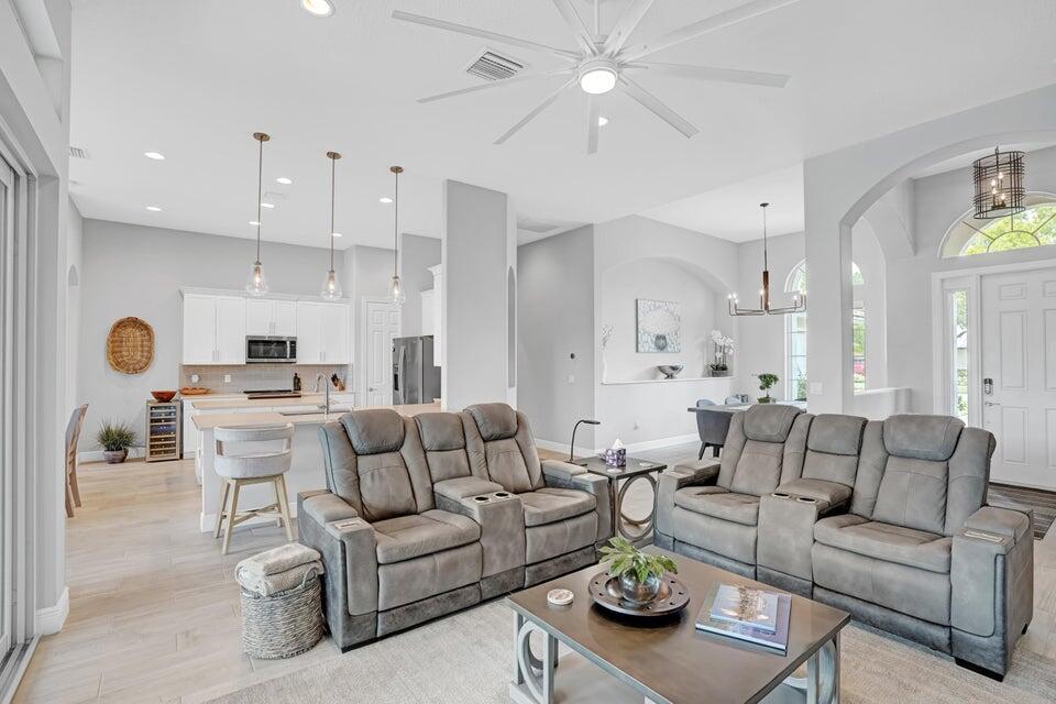 MLS #RX-11146383 image #9