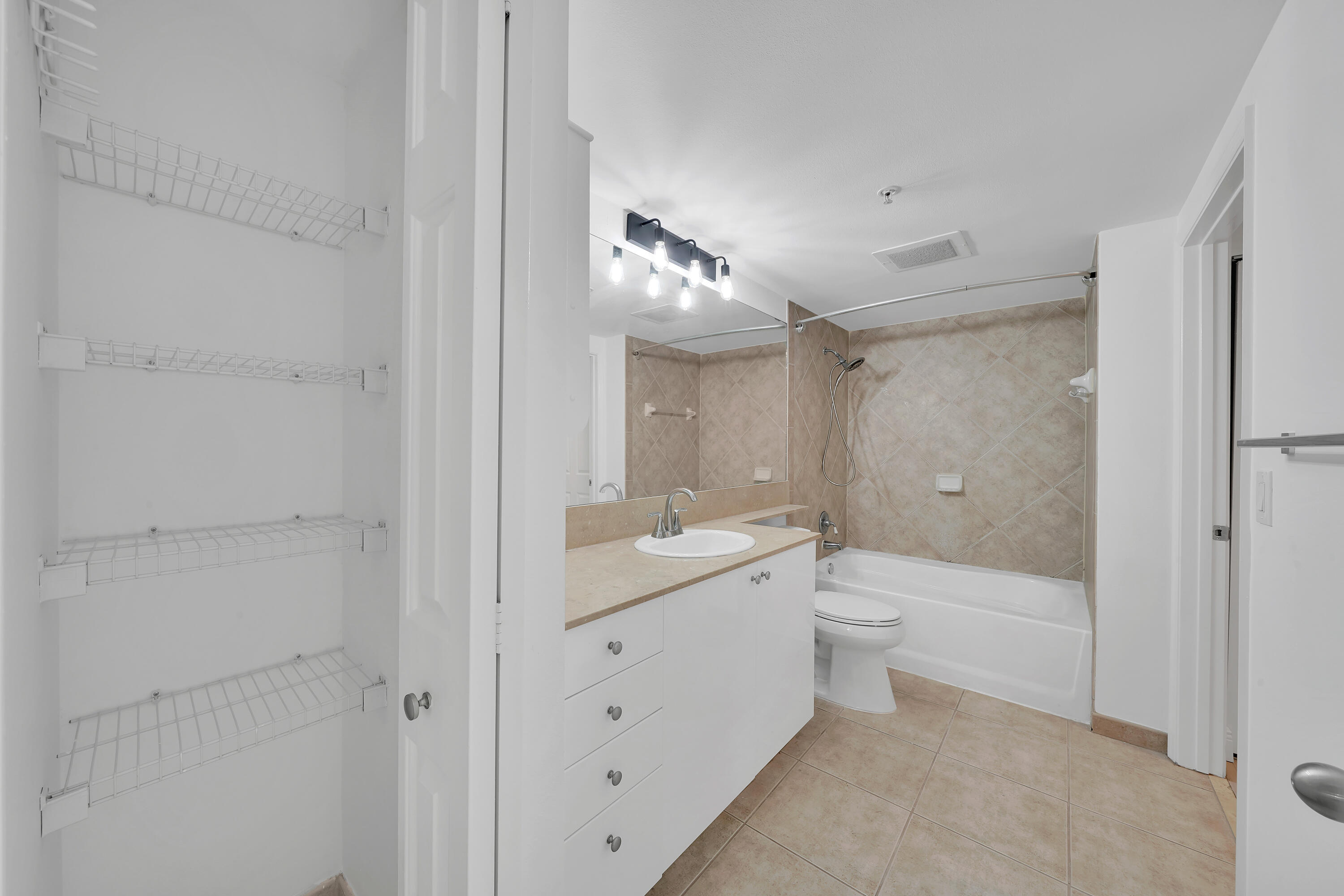 MLS #RX-11146408 image #20