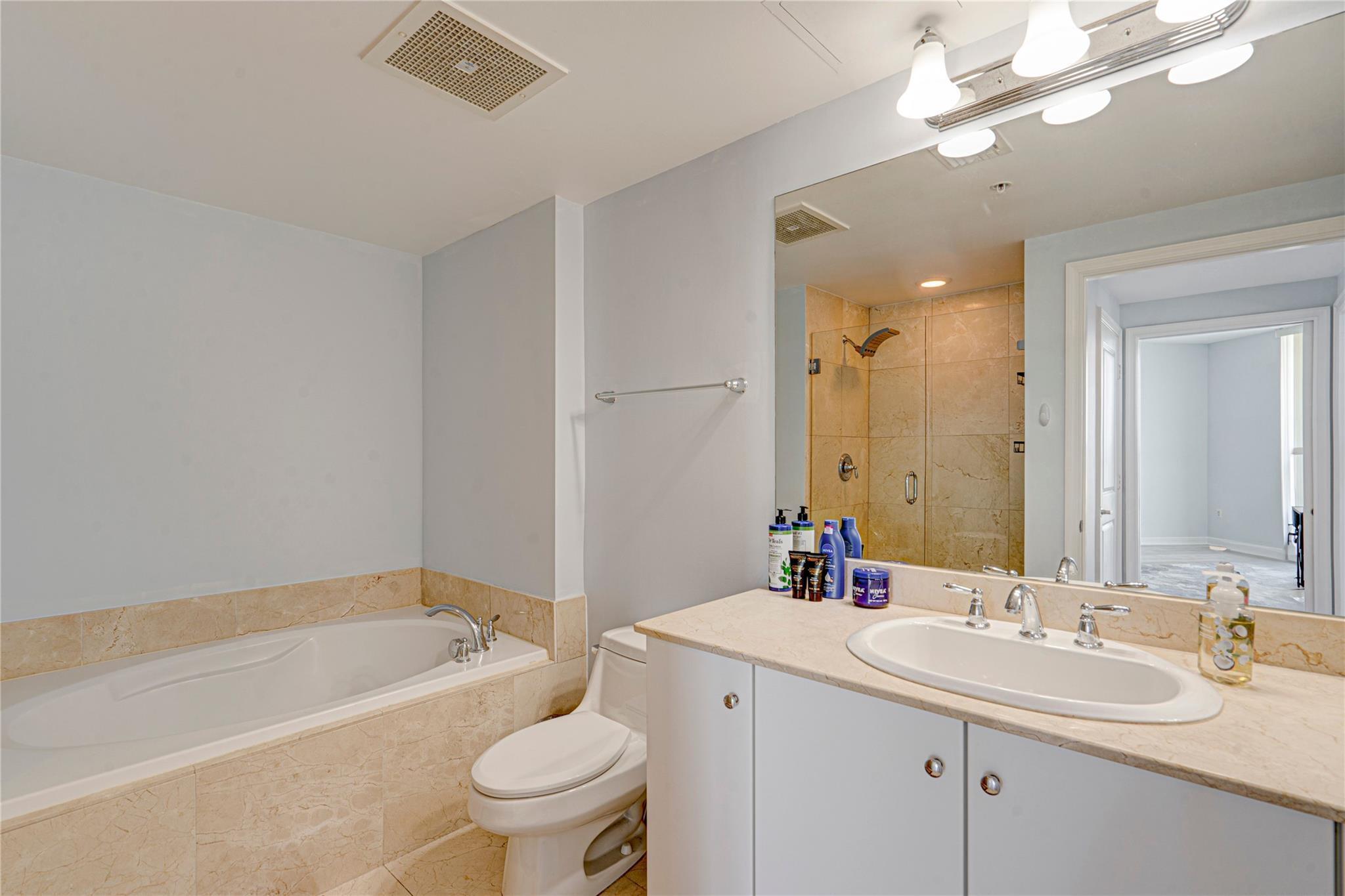 MLS #RX-10449943 image #12