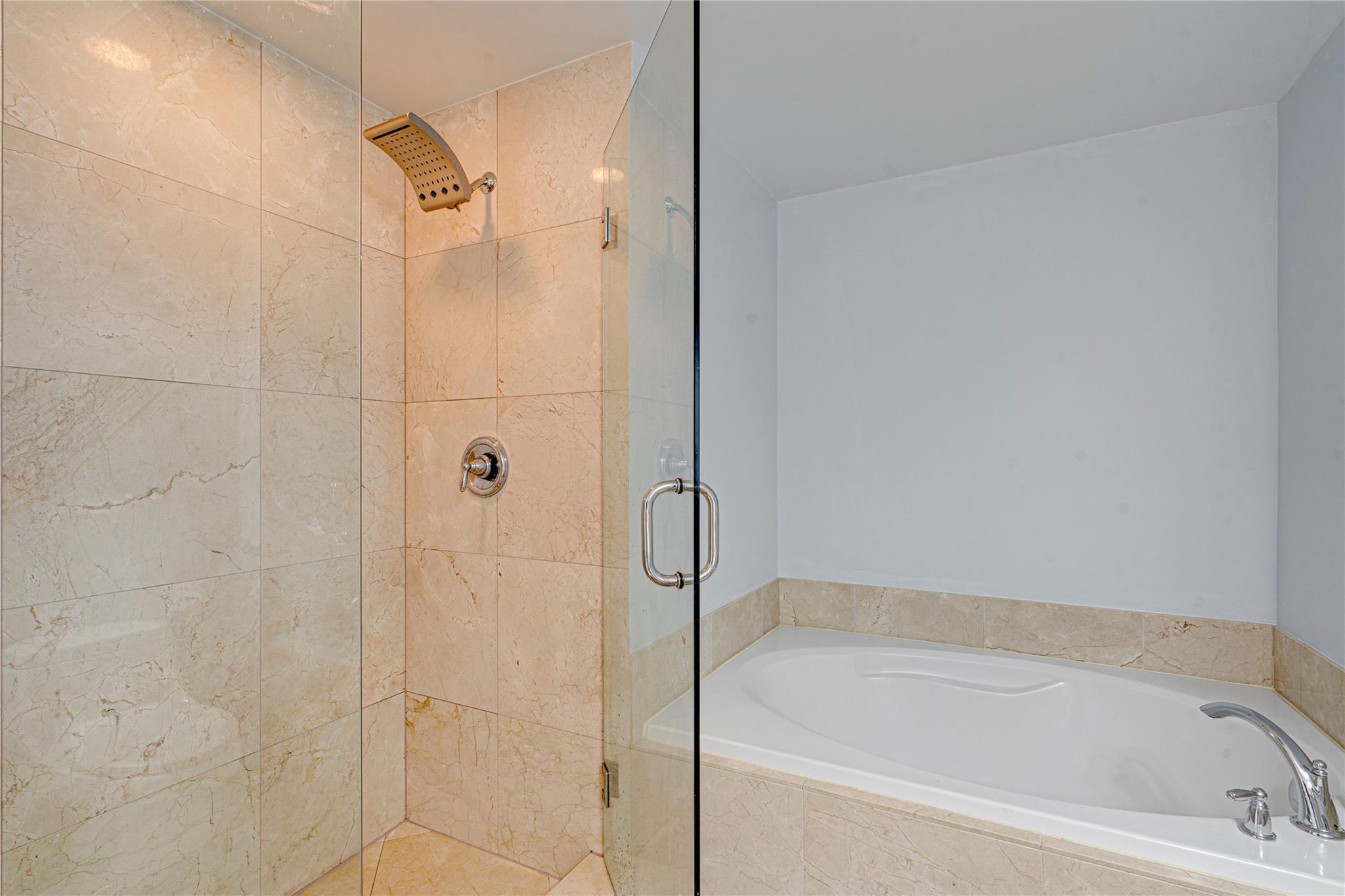 MLS #RX-10449943 image #13