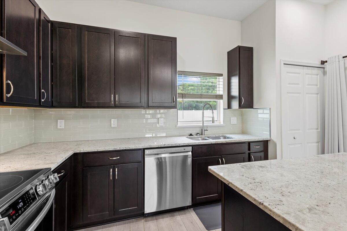 MLS #RX-11146540 image #16