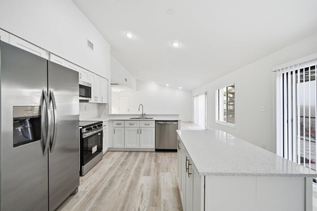 MLS #RX-11146545 image #3