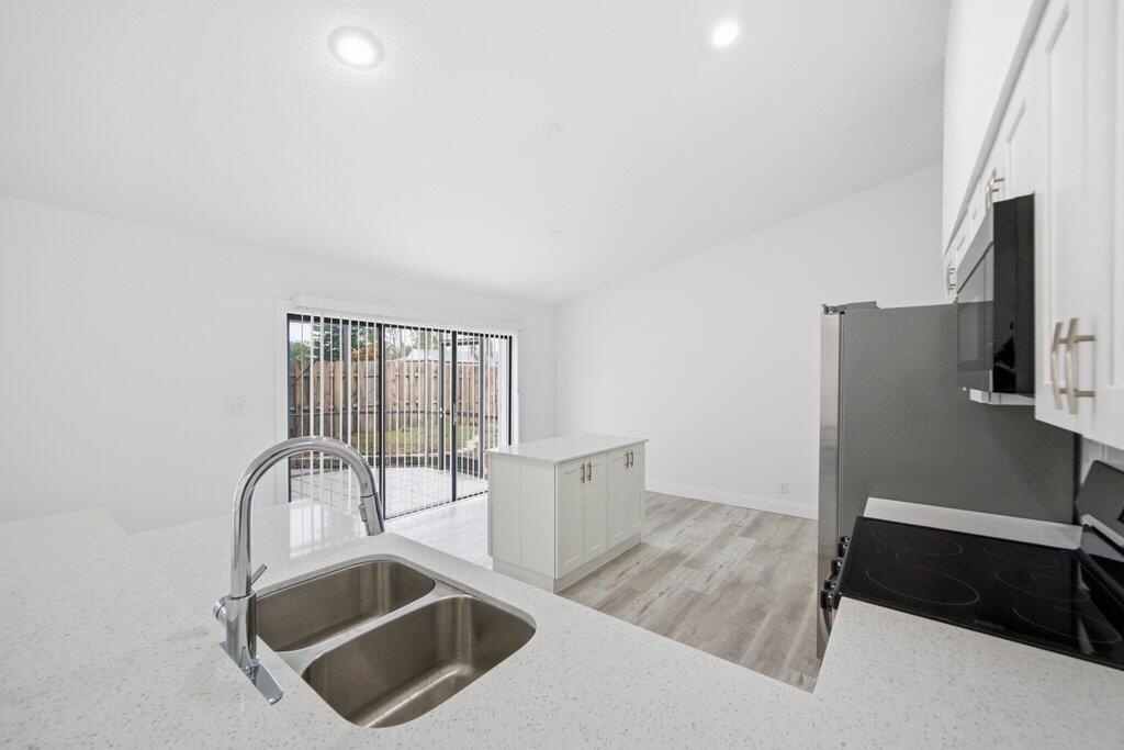 MLS #RX-11146545 image #4