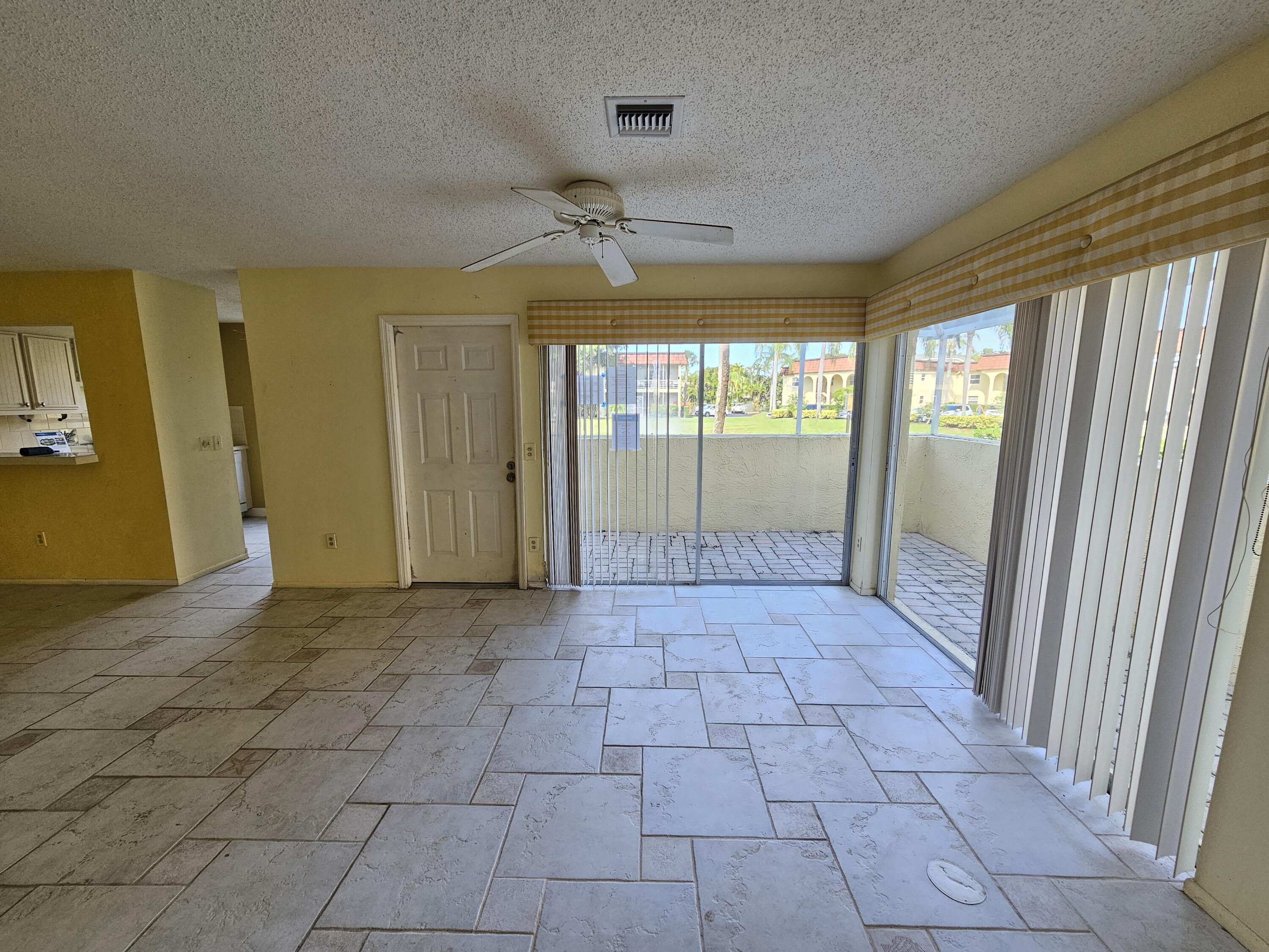 MLS #RX-10523711 image #4