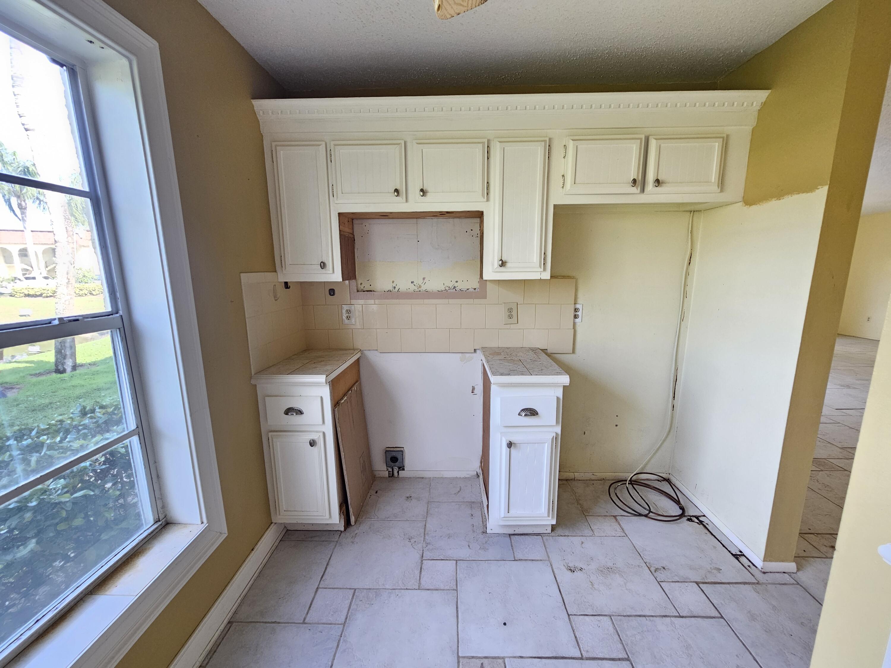 MLS #RX-10523711 image #9