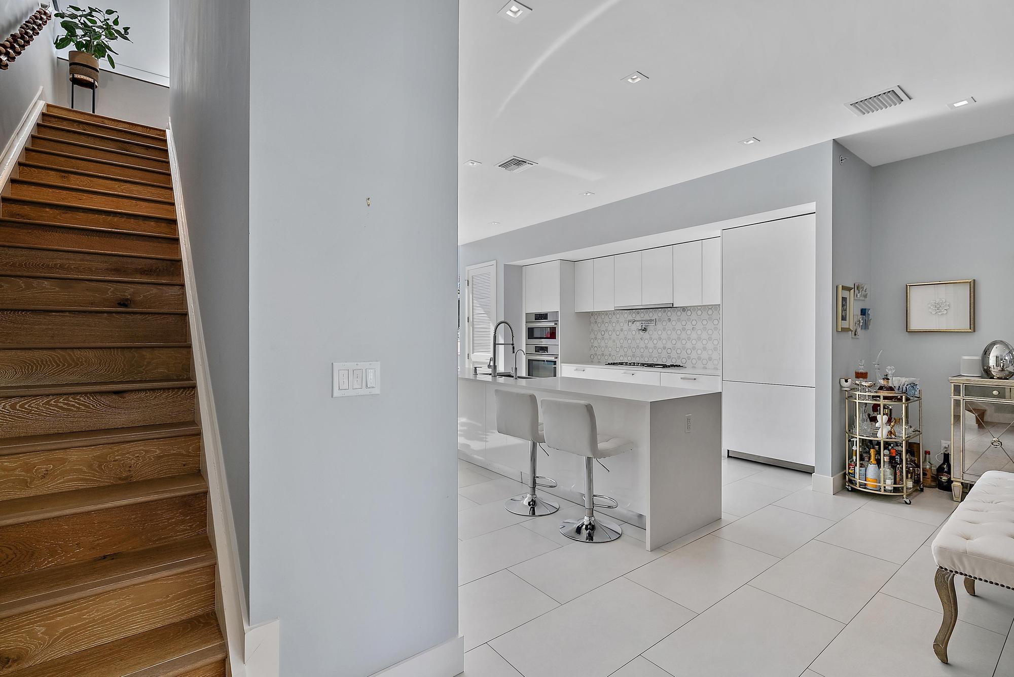 MLS #RX-11146586 image #3