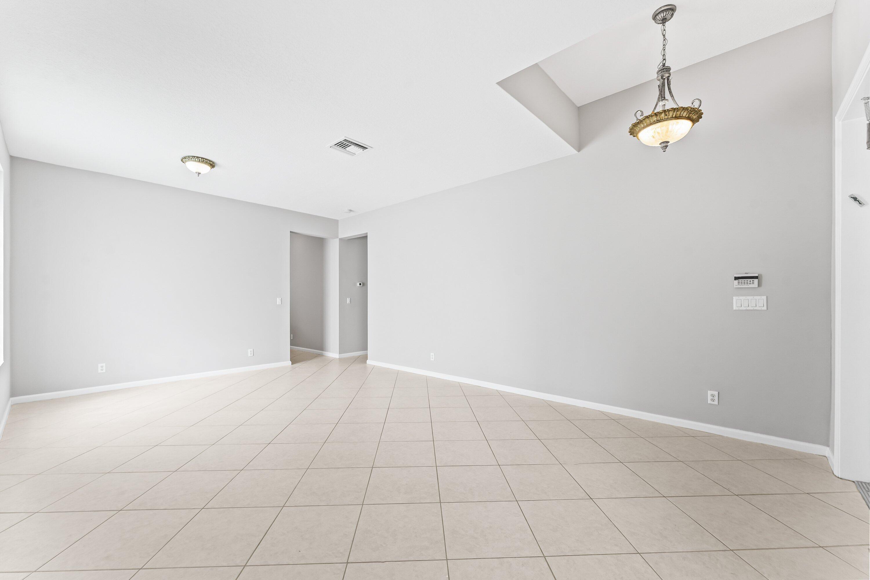 MLS #RX-11146587 image #2