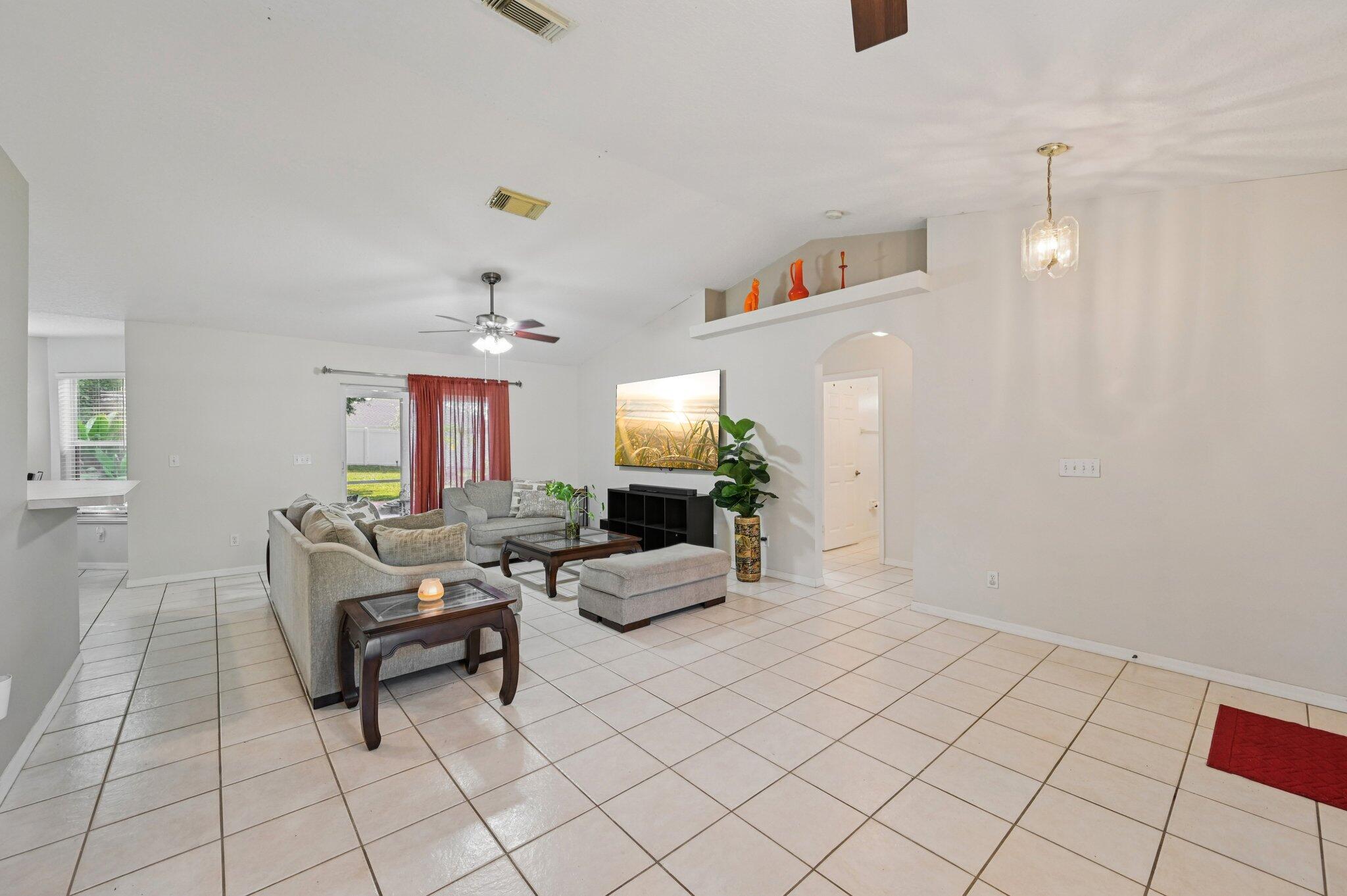 MLS #RX-11146589 image #4