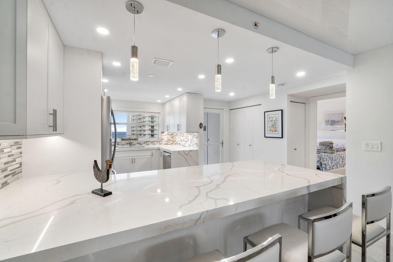 MLS #RX-10454217 image #5