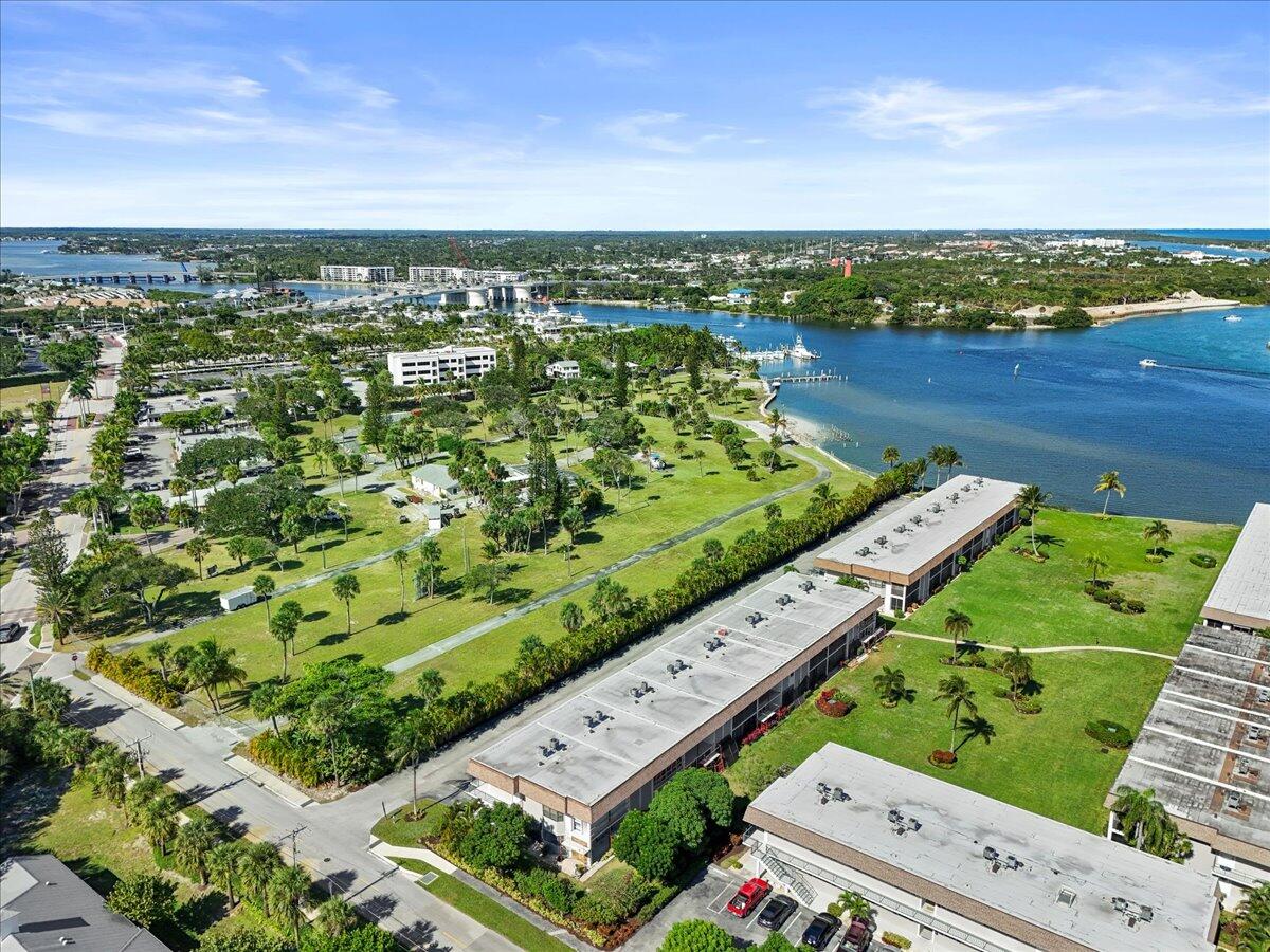 MLS #RX-10480421 image #5