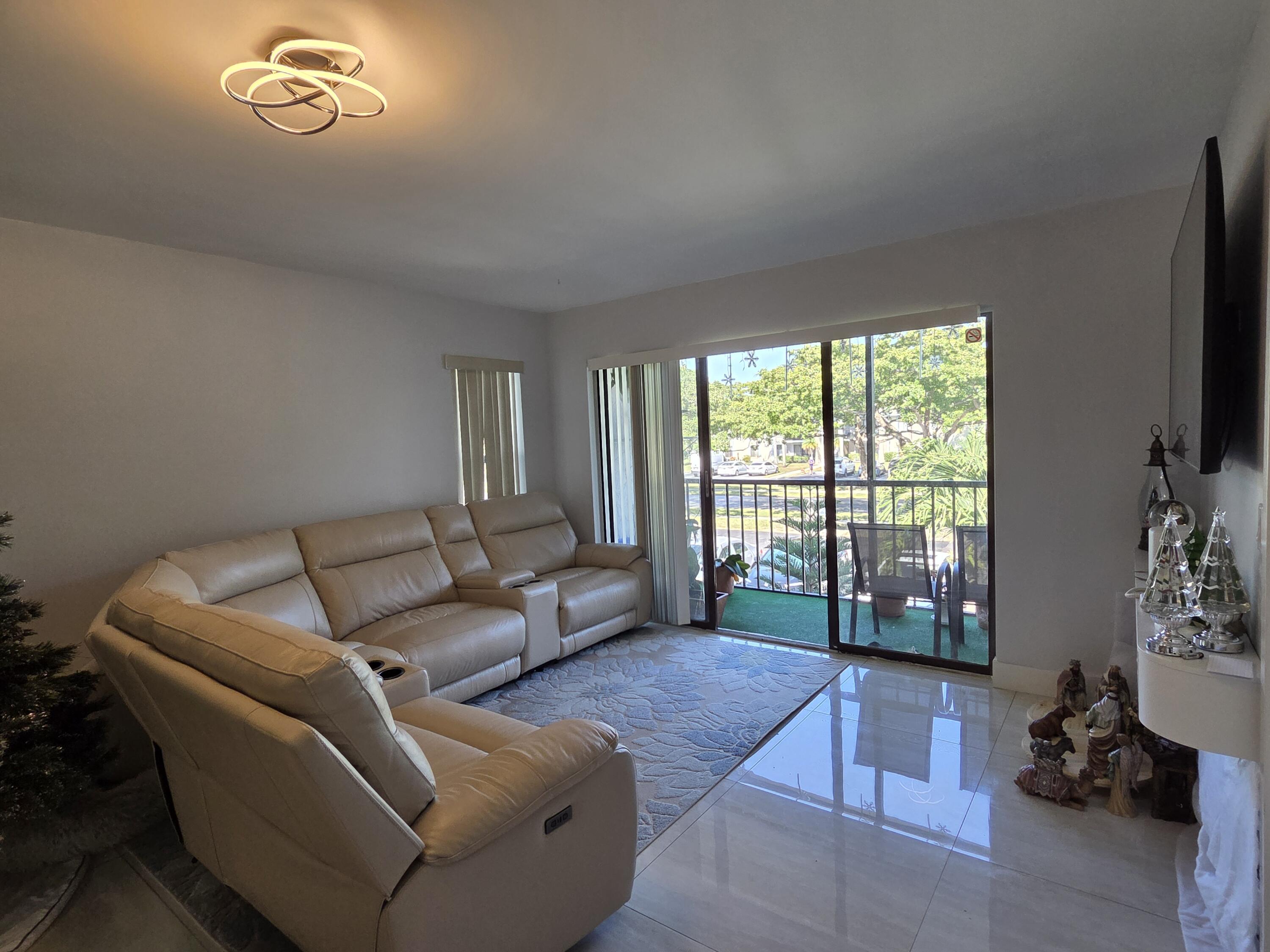 MLS #RX-11146723 image #2