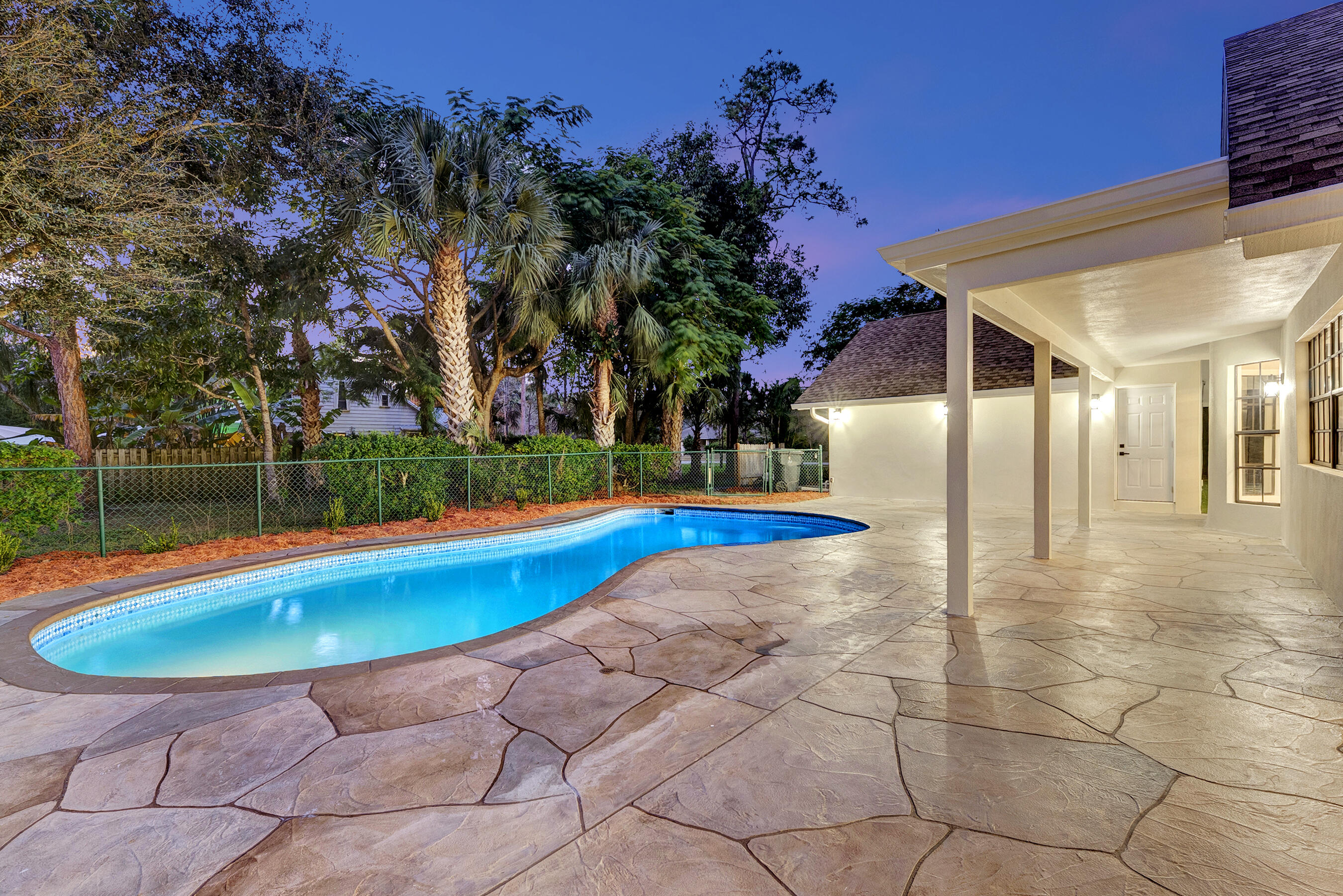 MLS #RX-11146770 image #1