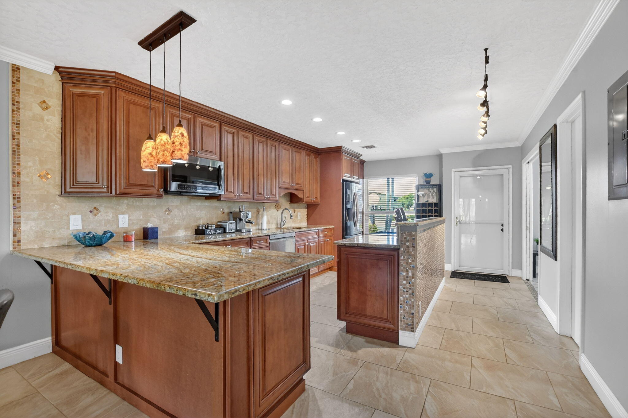 MLS #RX-10653445 image #12