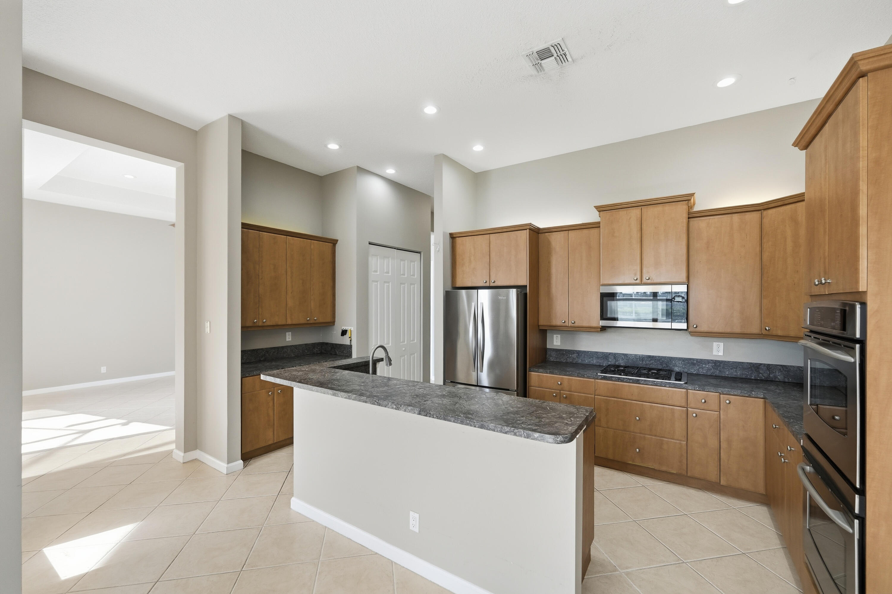 MLS #RX-11146890 image #10