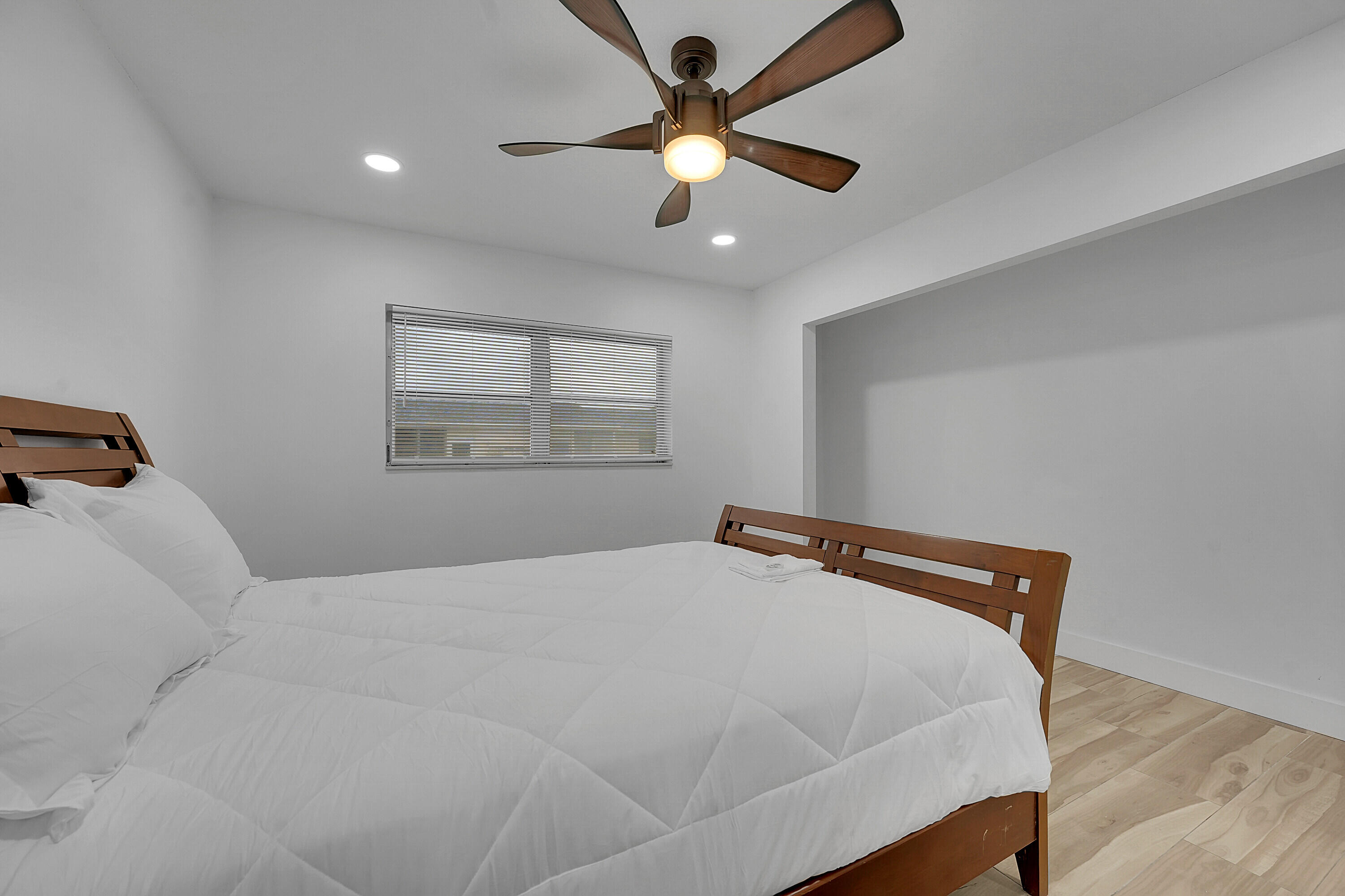 MLS #RX-10566280 image #16