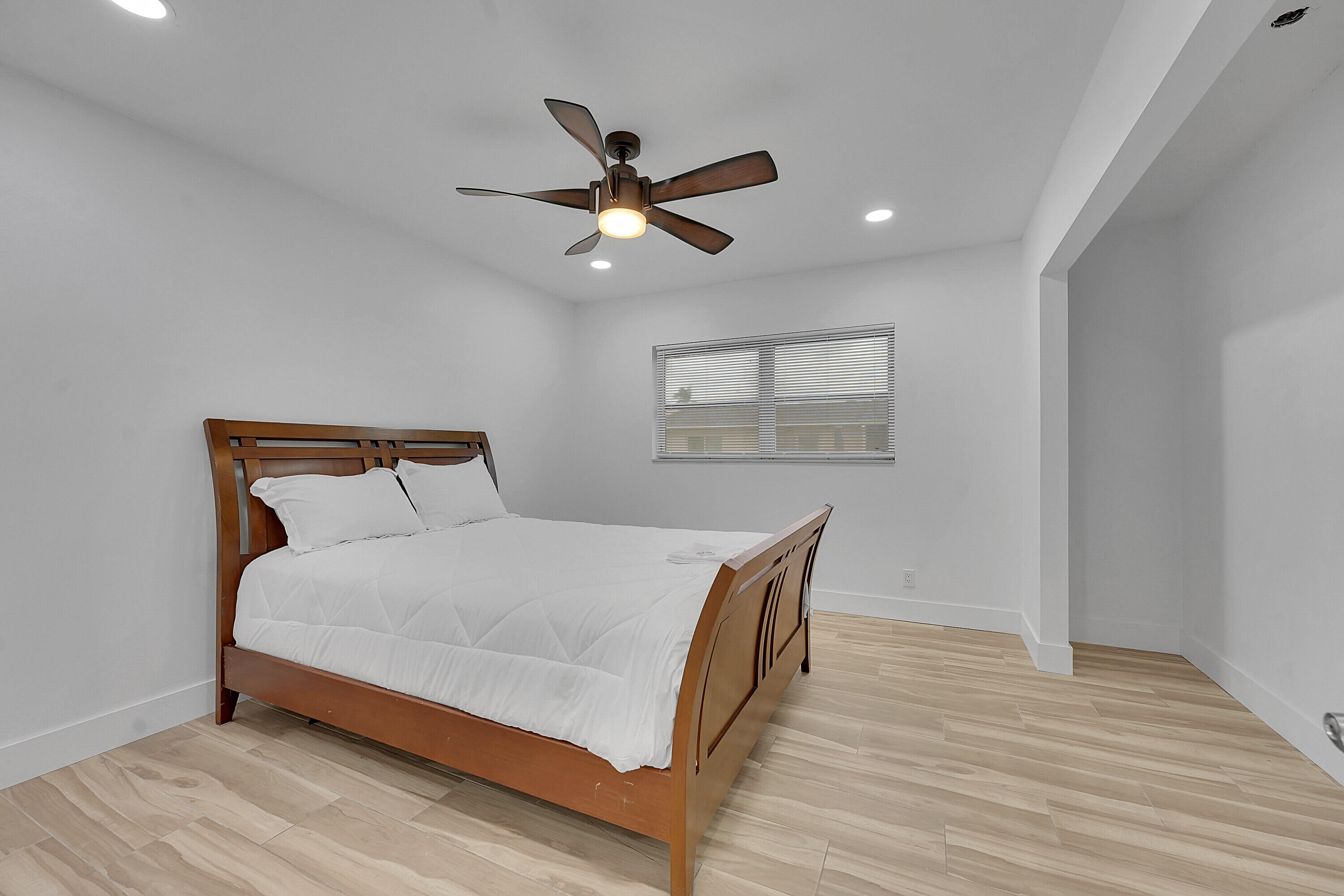 MLS #RX-10566280 image #3