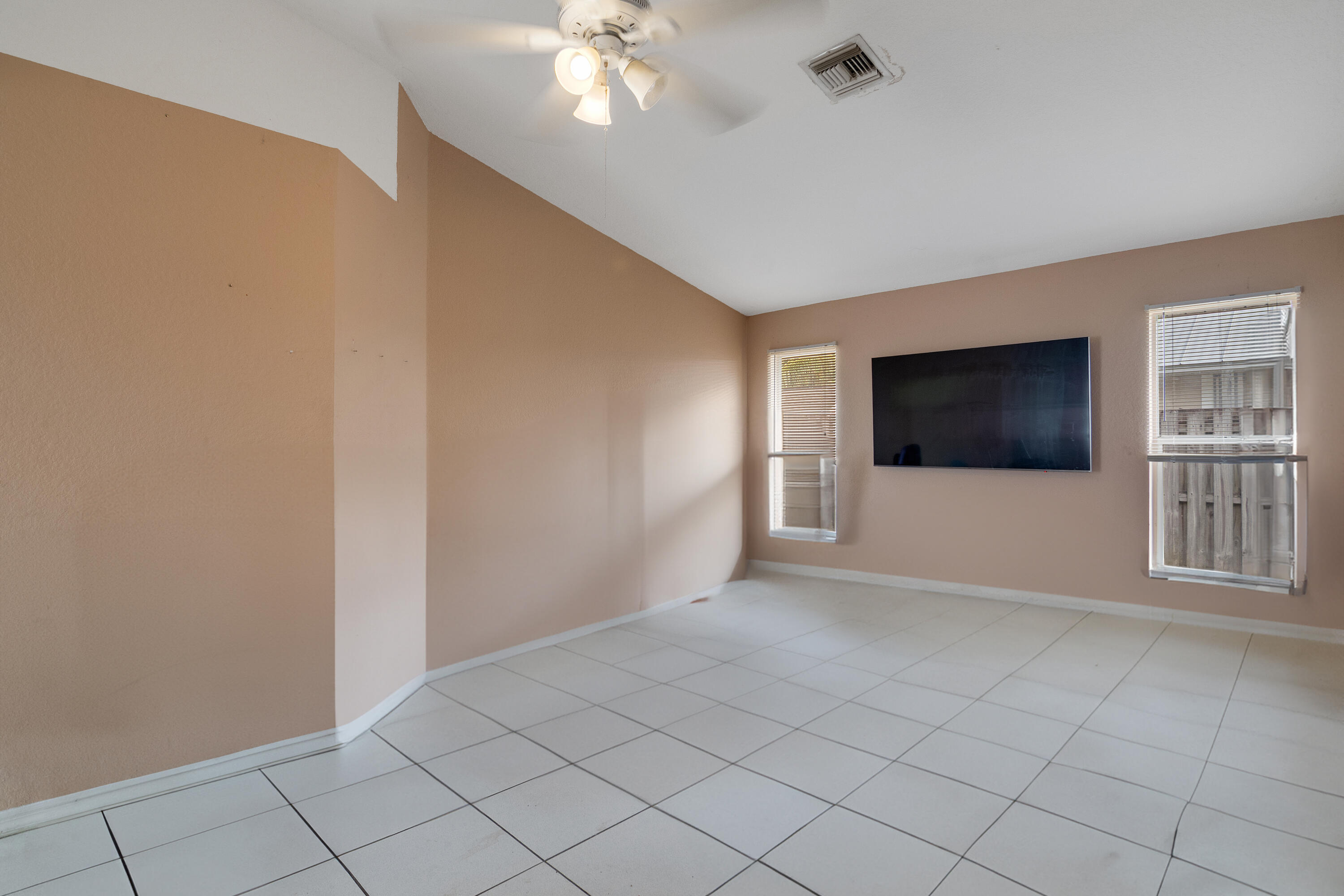 MLS #RX-11146943 image #5