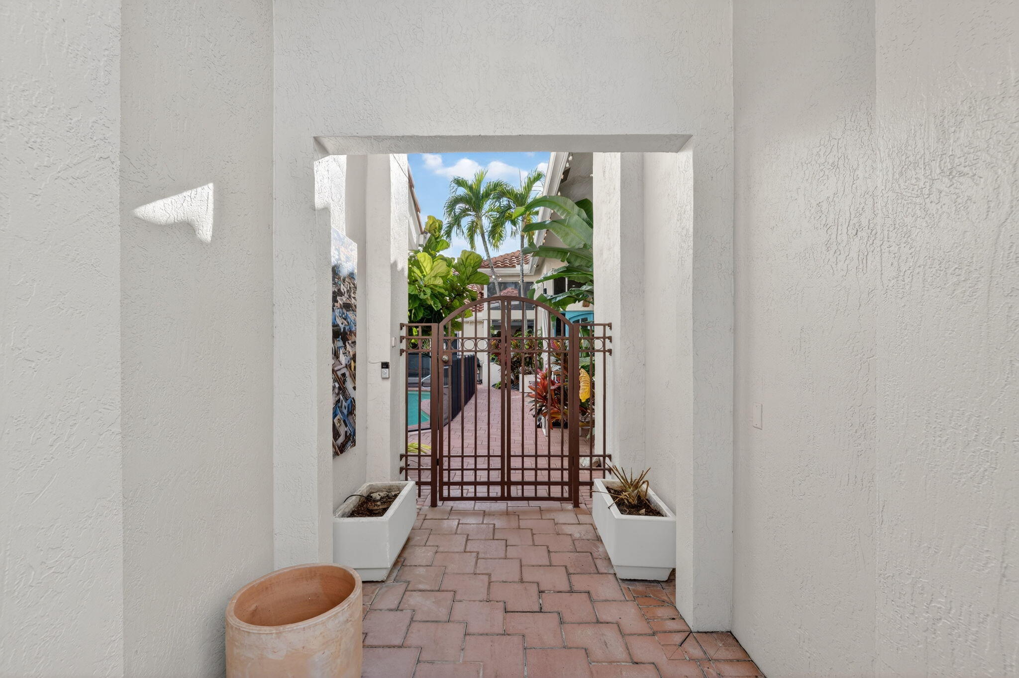 MLS #RX-11147024 image #0