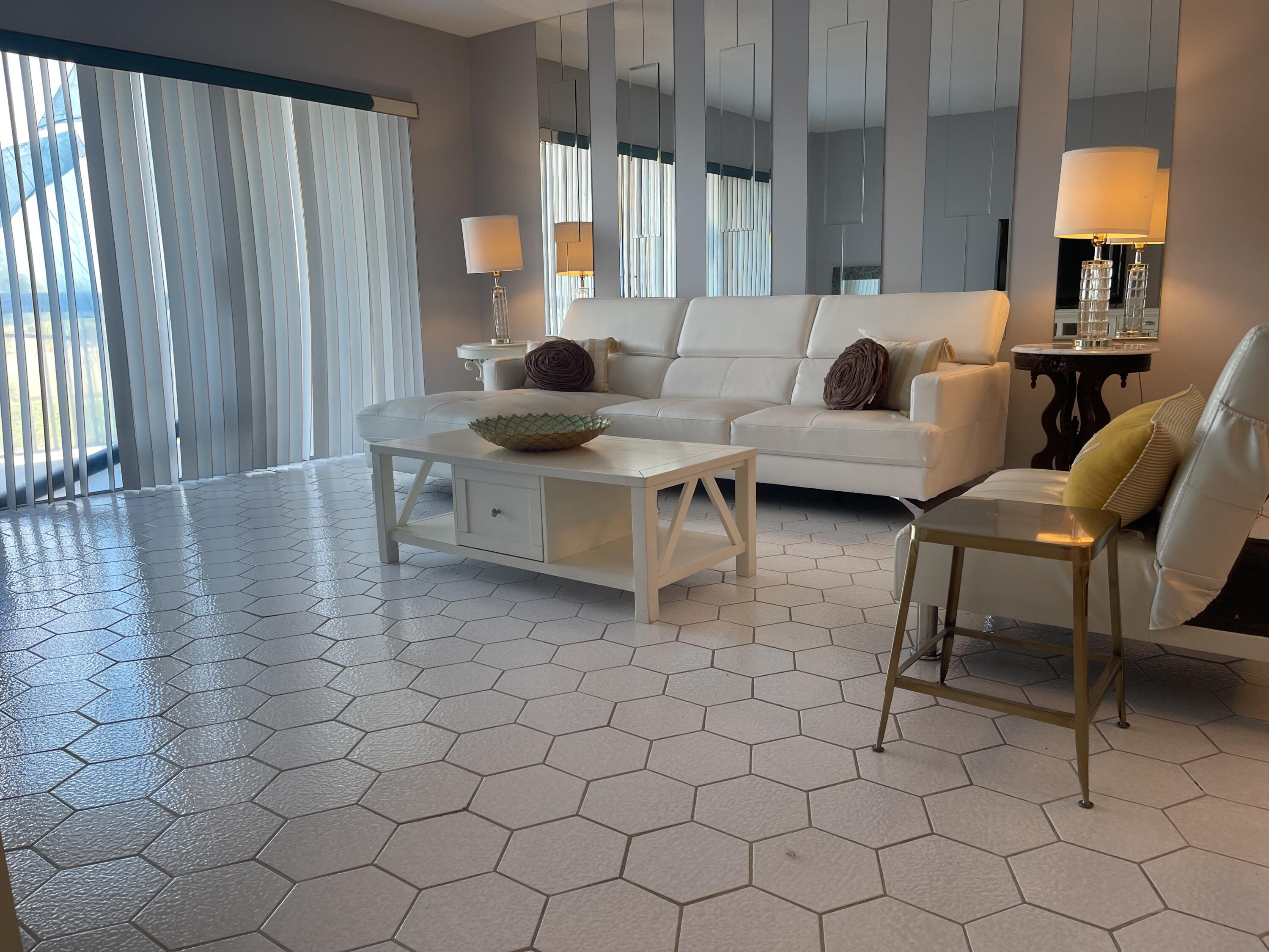 MLS #RX-11147044 image #3