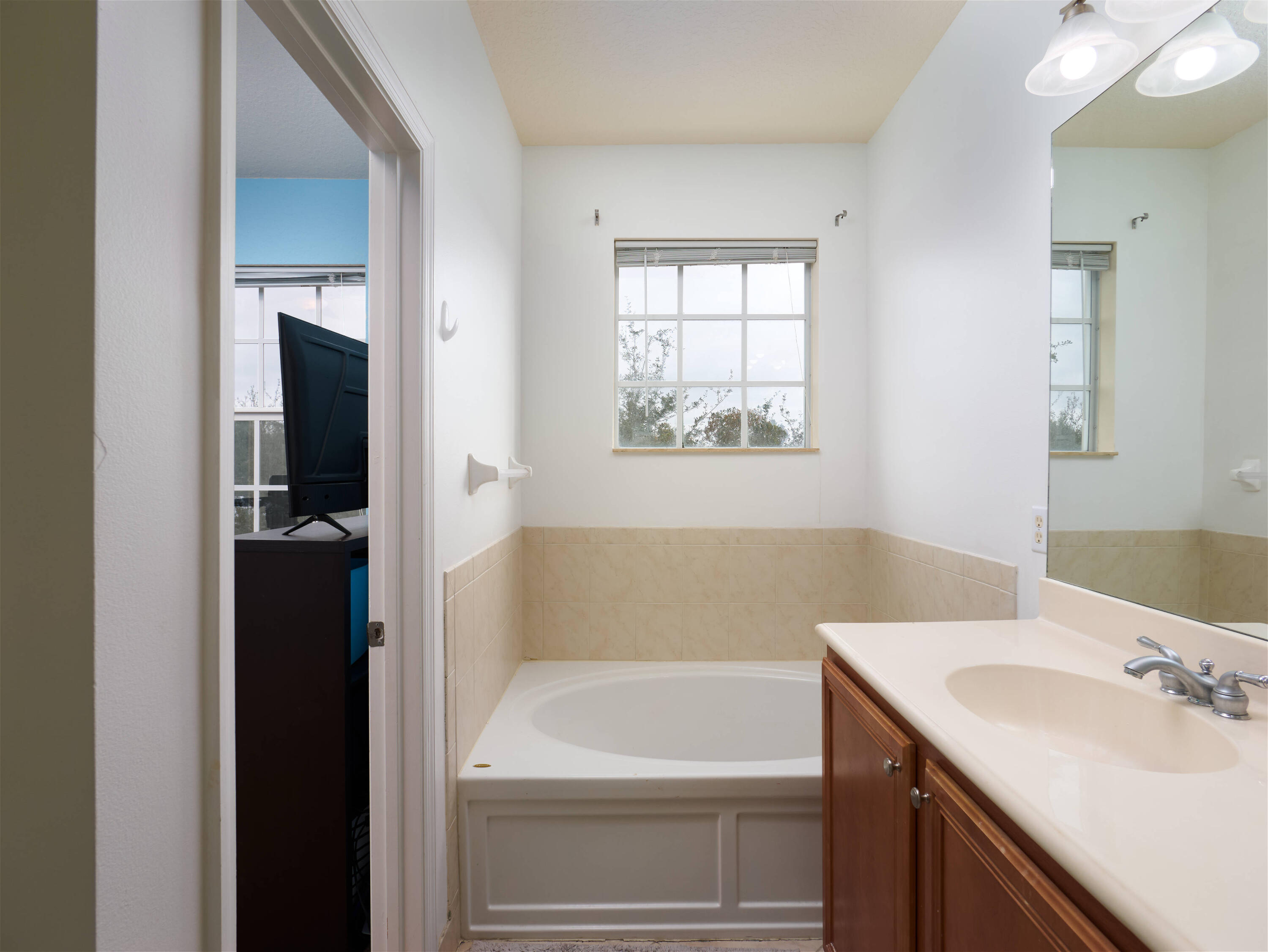 MLS #RX-11147080 image #10