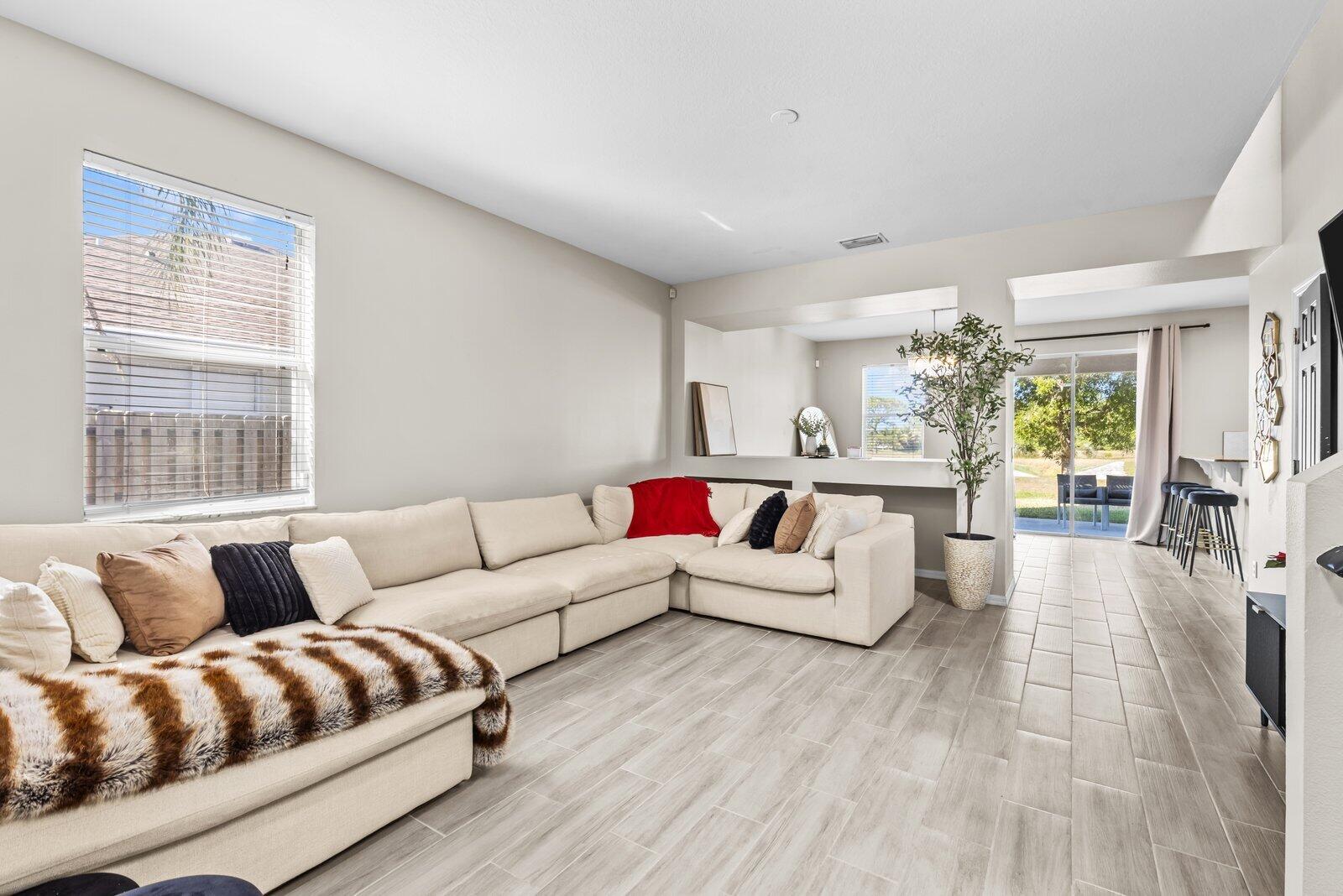 MLS #RX-11147114 image #2