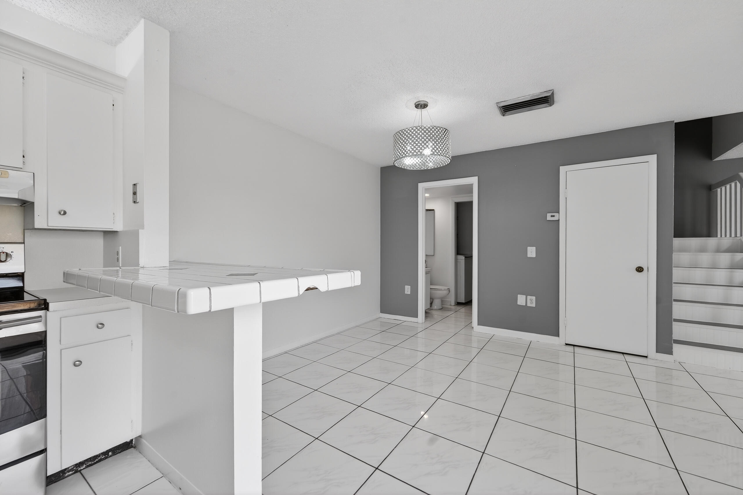 MLS #RX-11147168 image #1