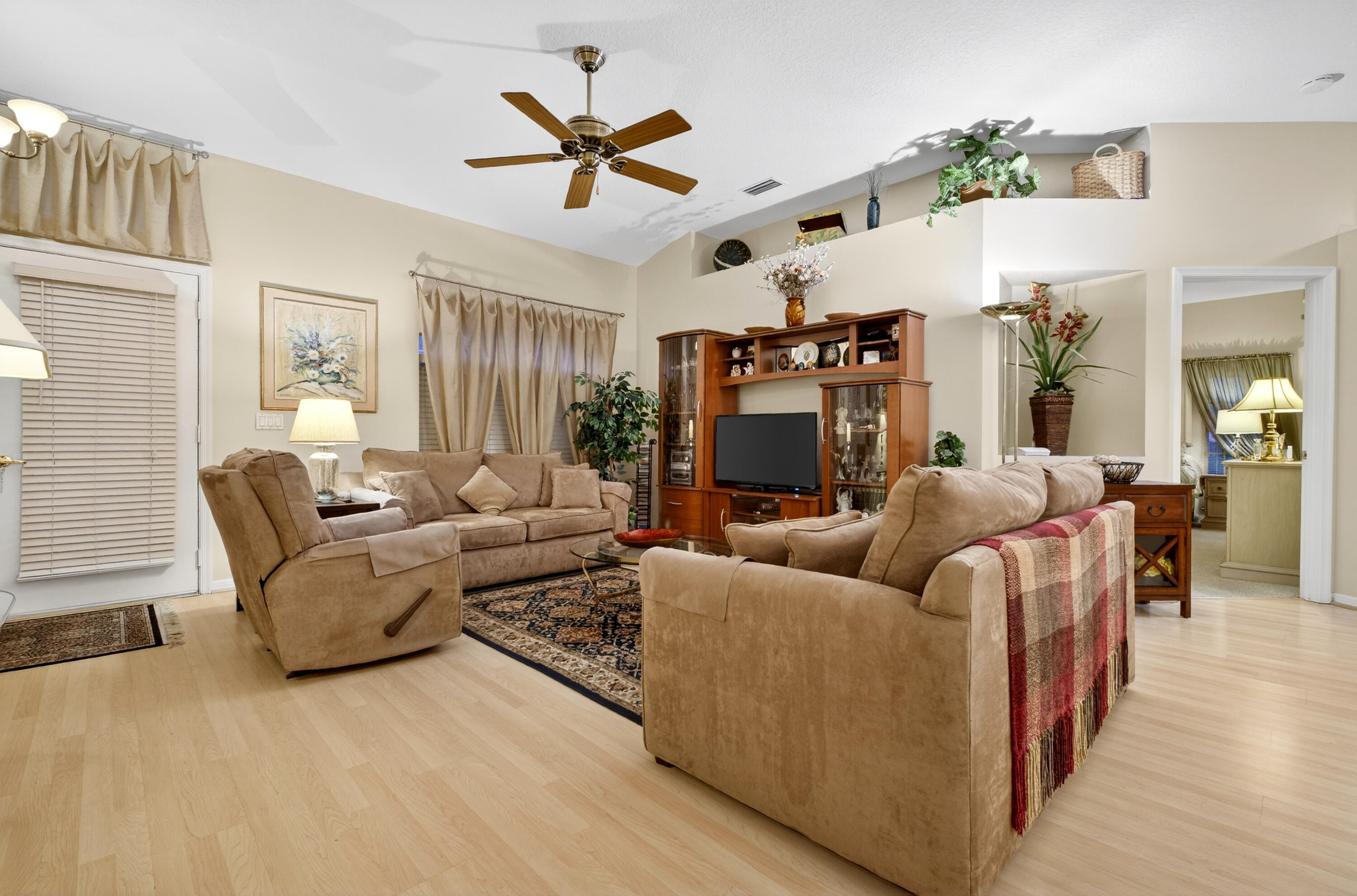 MLS #RX-11147172 image #3