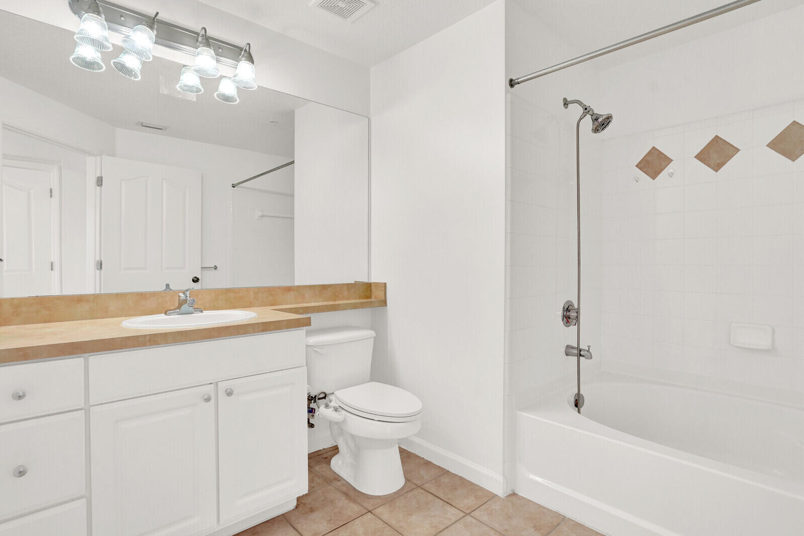 MLS #RX-10779722 image #28