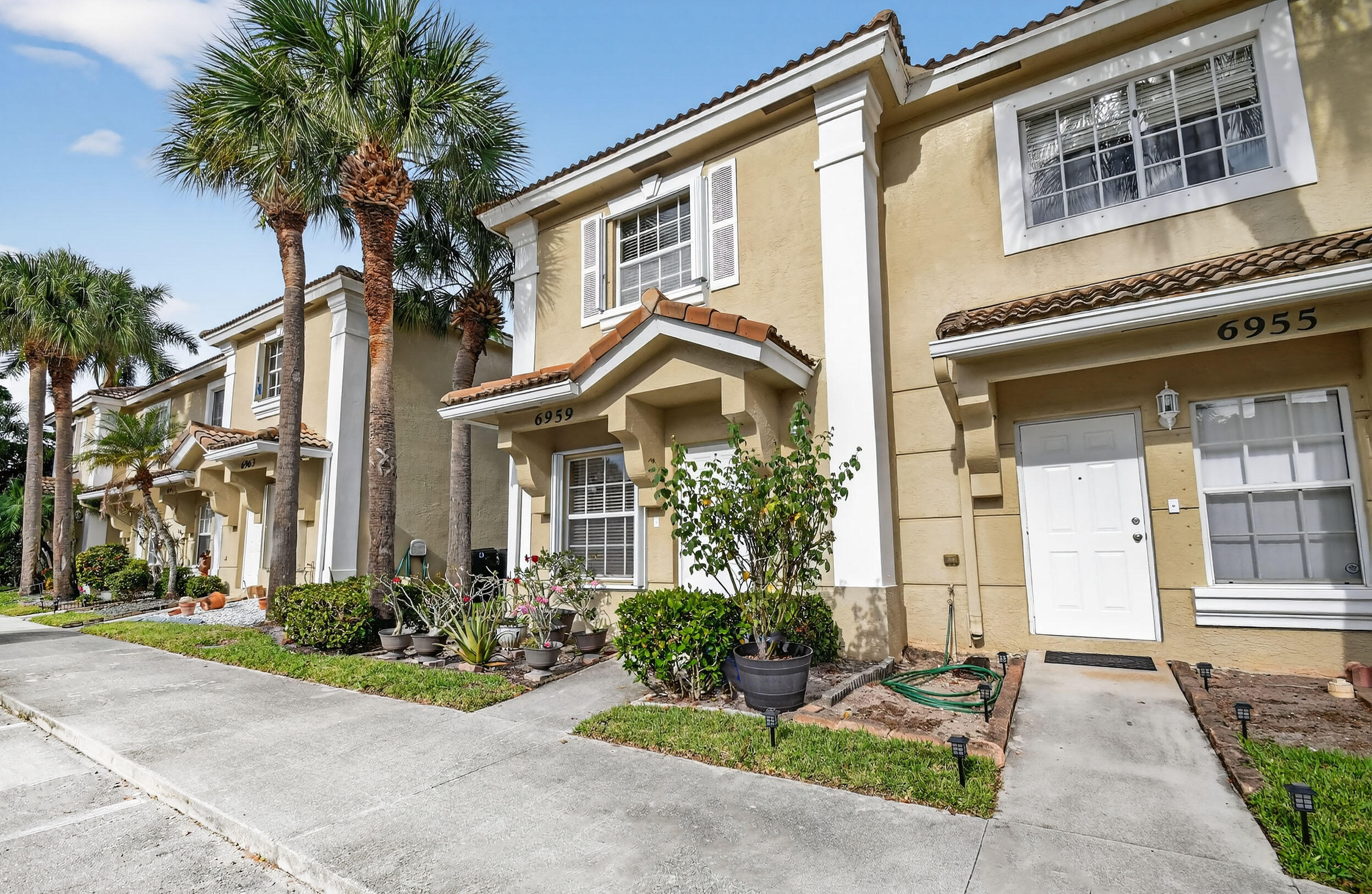 MLS #RX-11147199 image #1