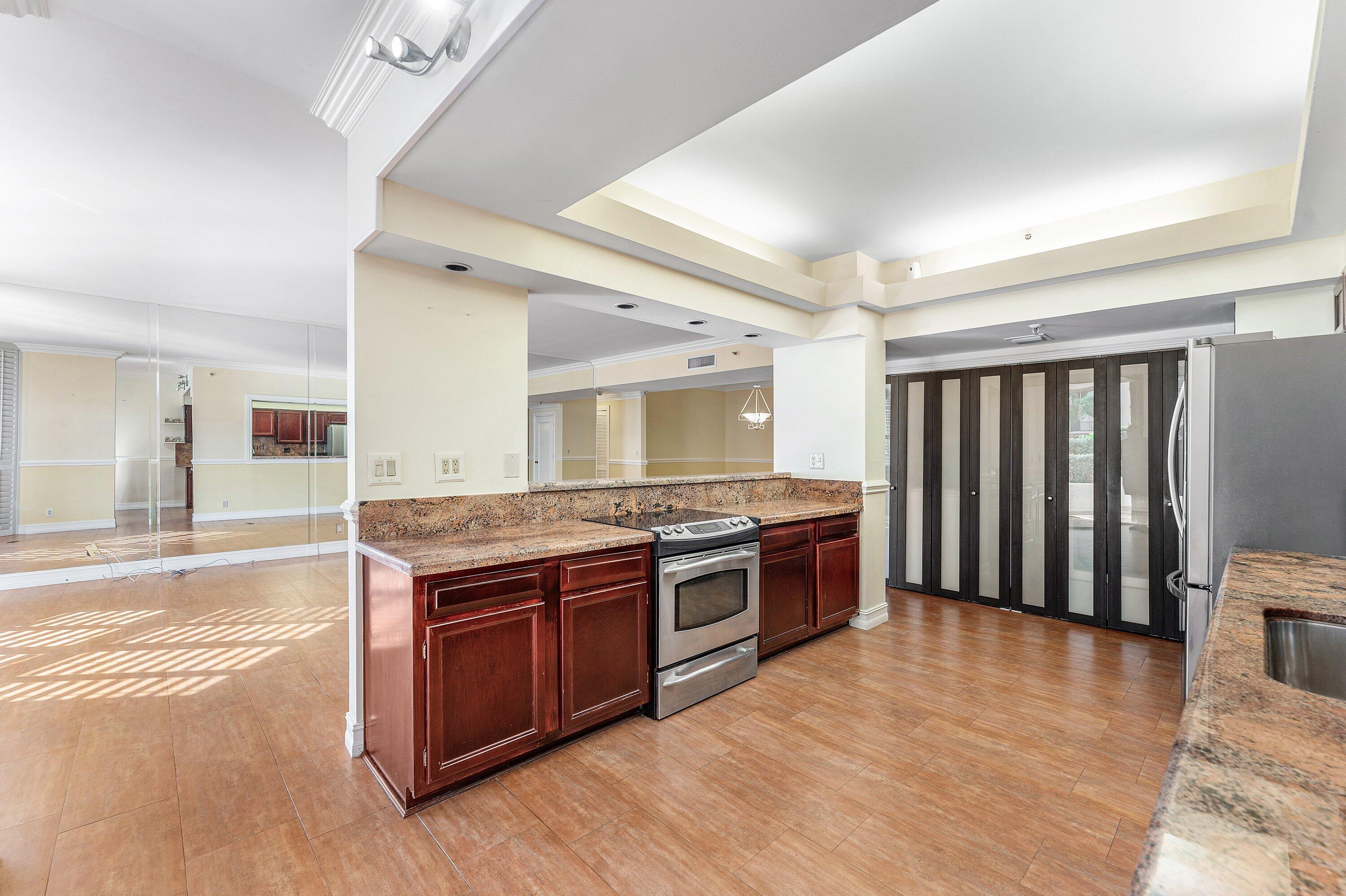 MLS #RX-10569994 image #10