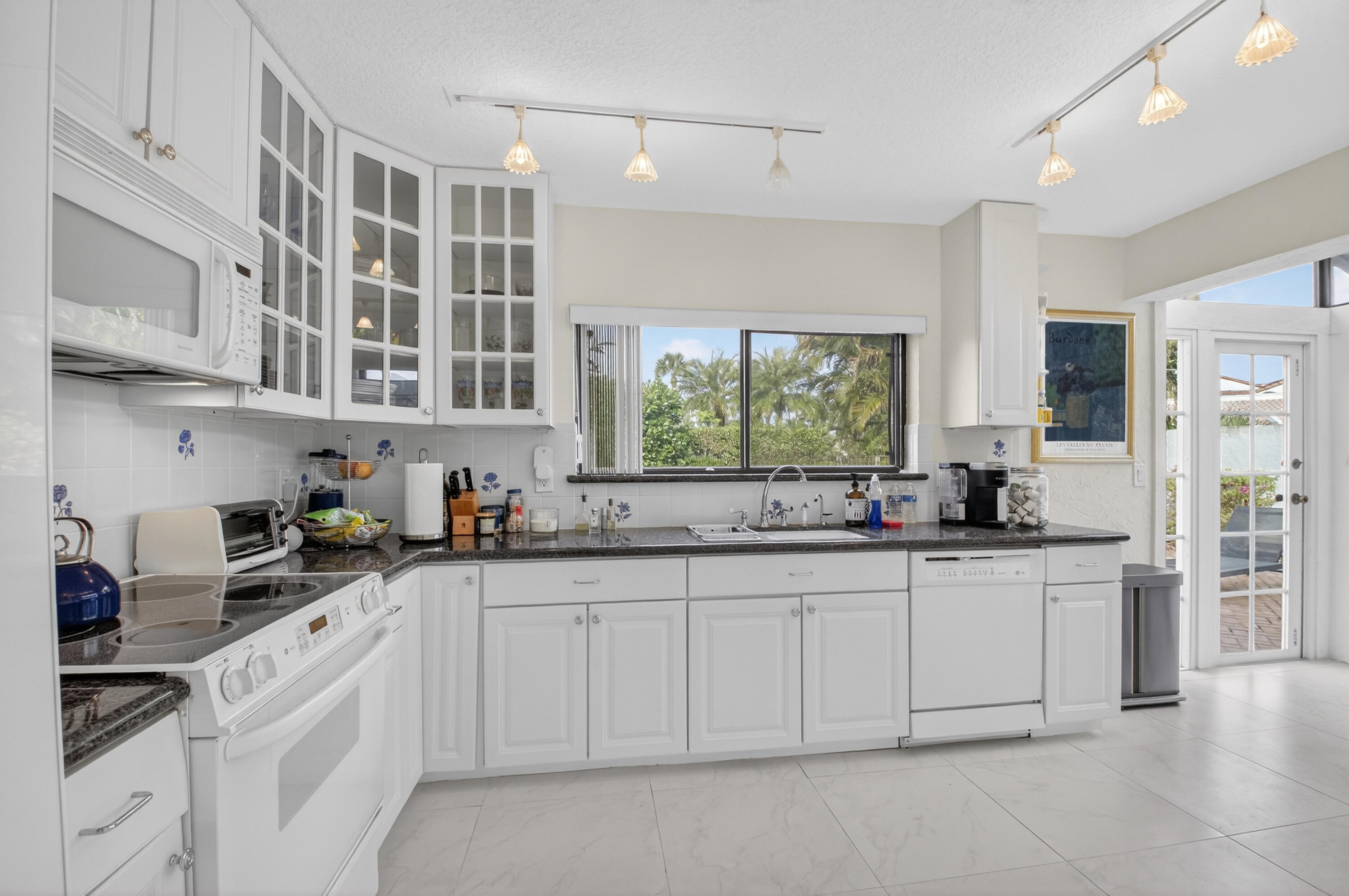 MLS #RX-11147260 image #16