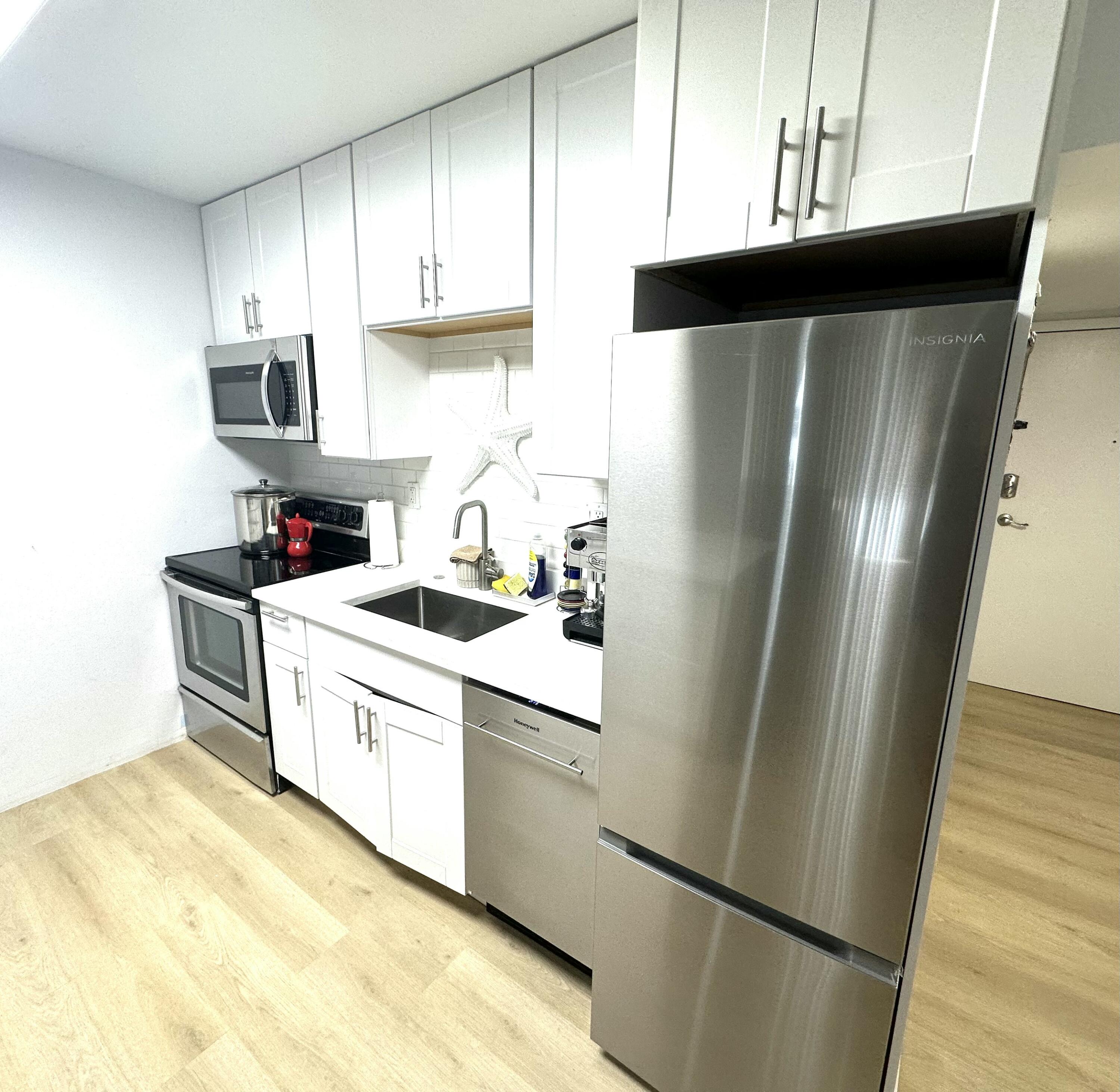 MLS #RX-10601272 image #2