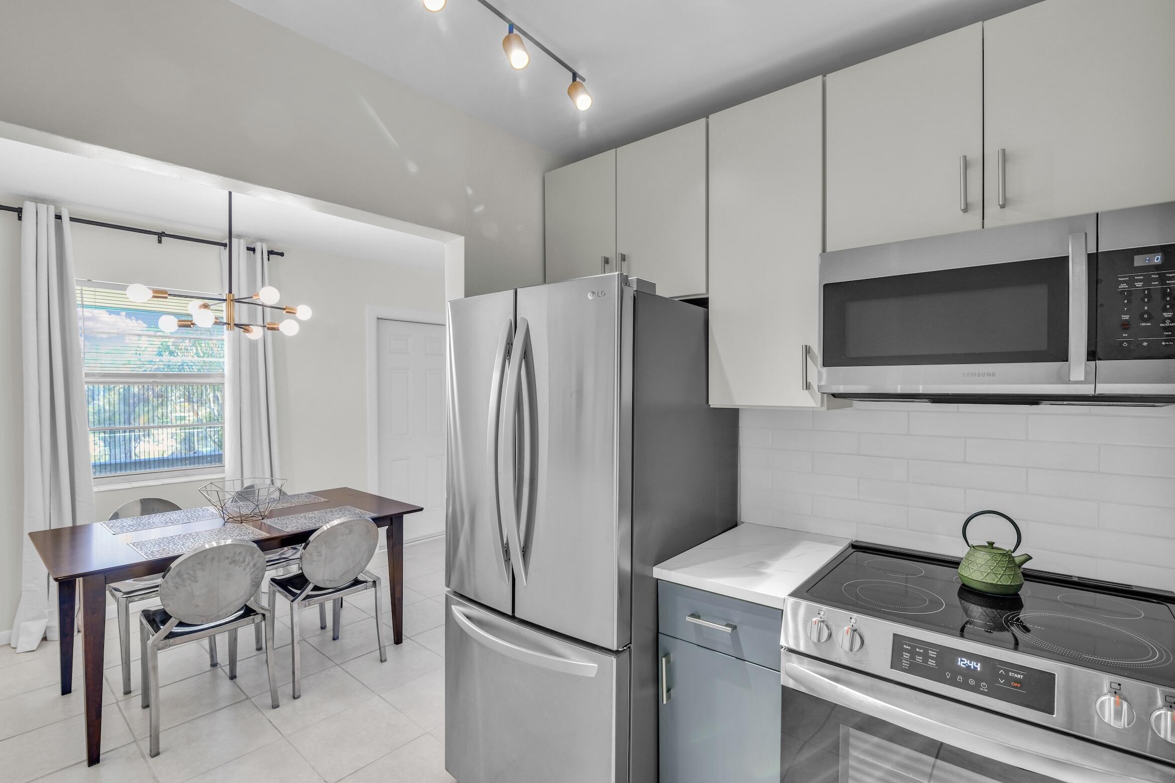 MLS #RX-11147282 image #5