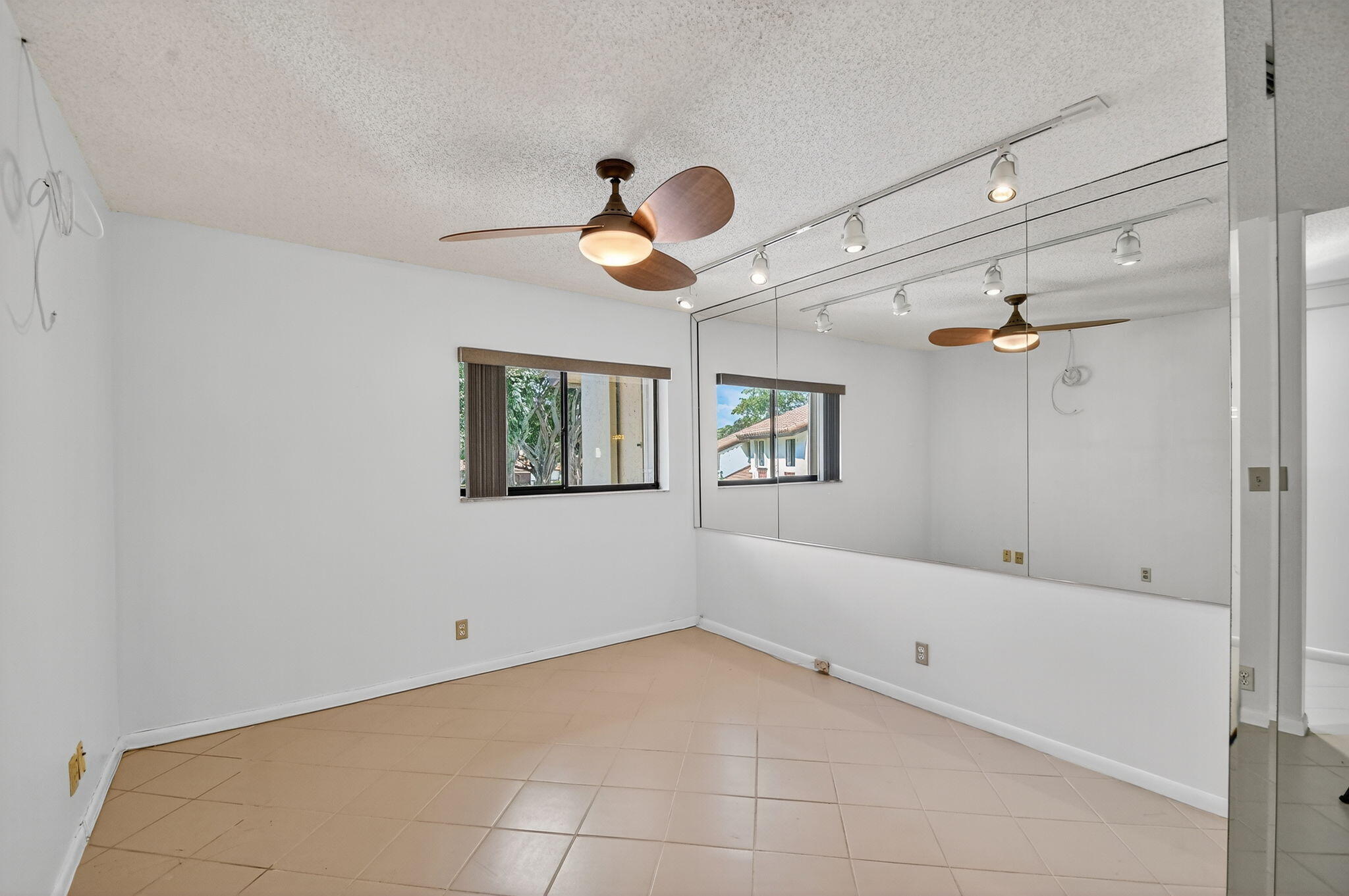 MLS #RX-10579485 image #14