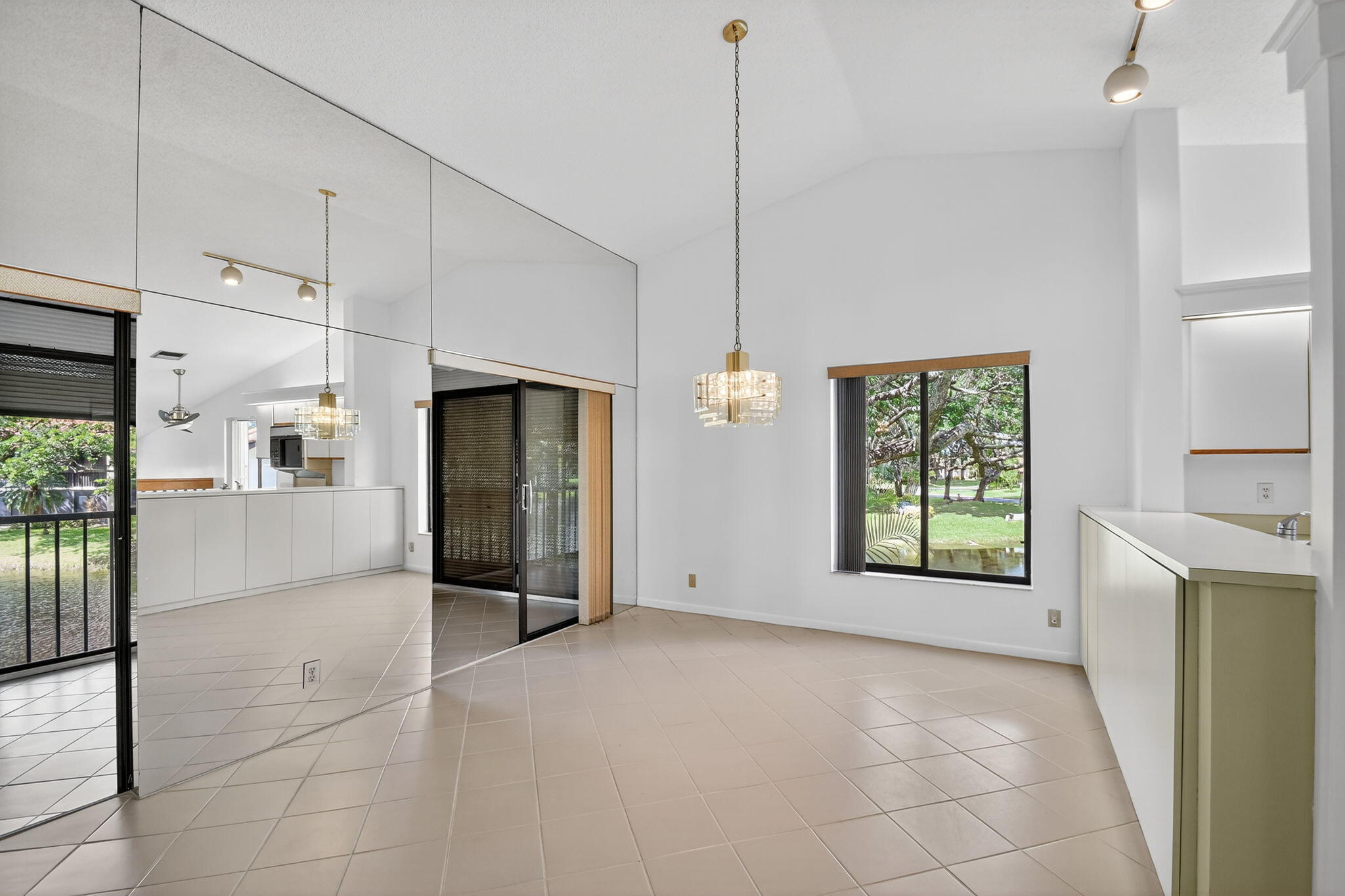 MLS #RX-10579485 image #24