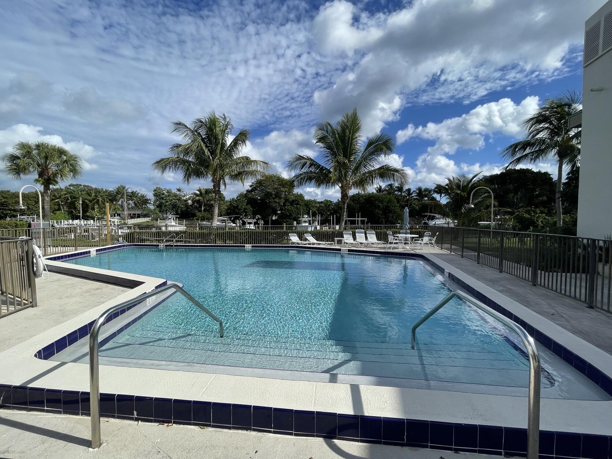 MLS #RX-11147302 image #2