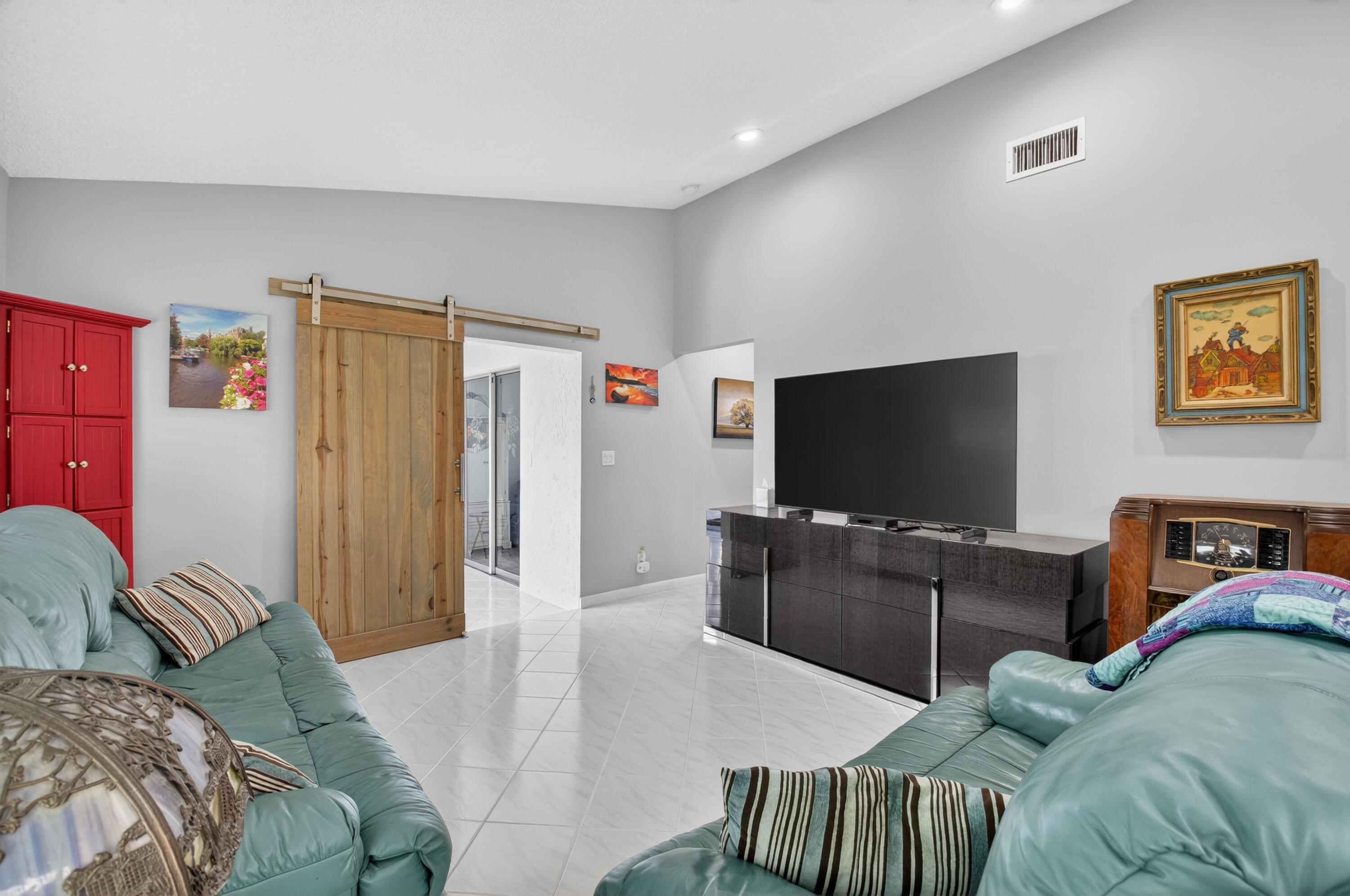 MLS #RX-11147304 image #8