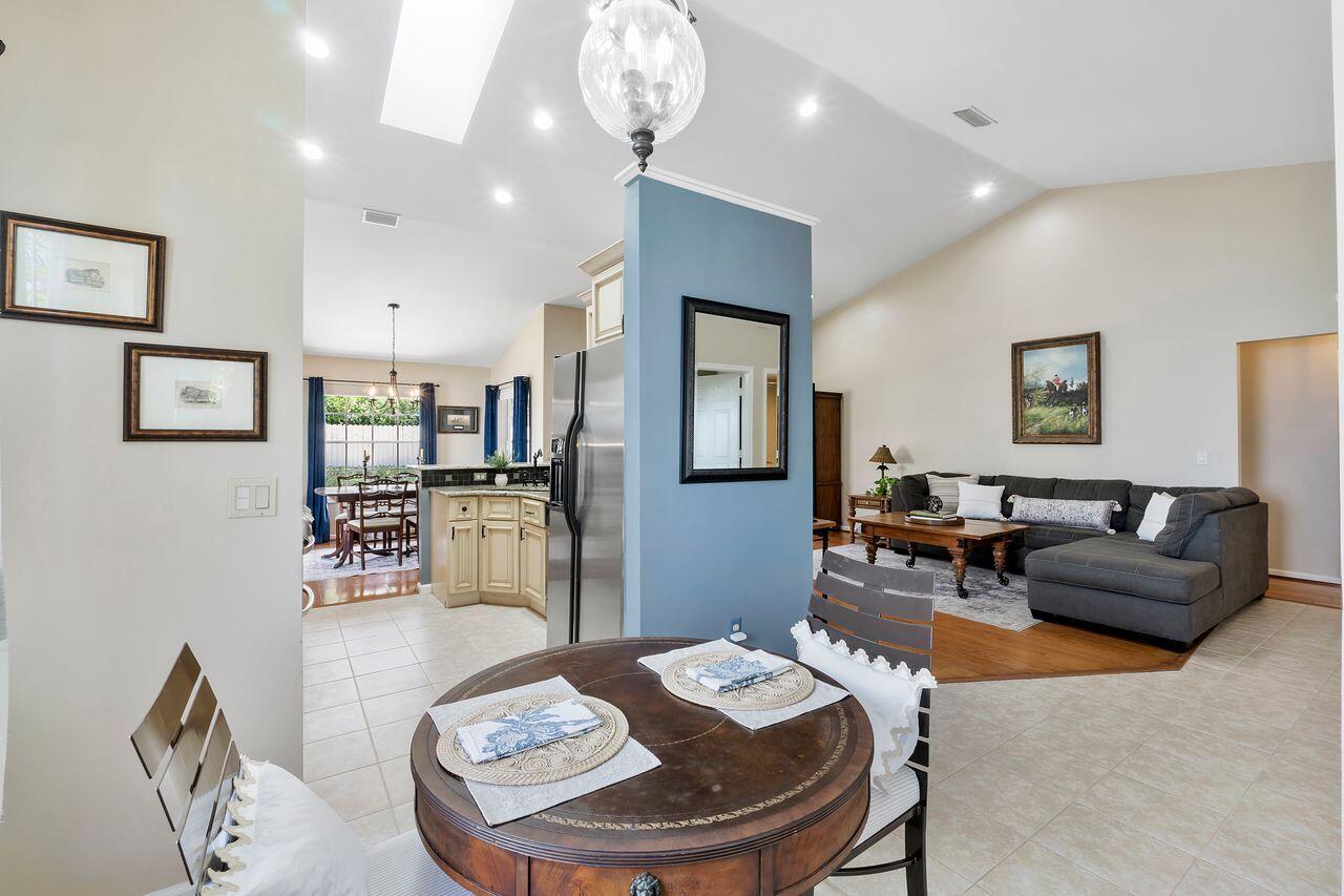 MLS #RX-11147354 image #5