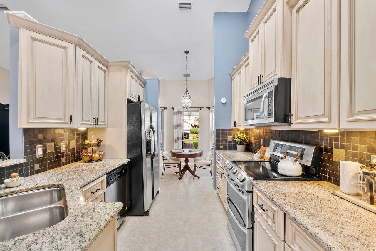 MLS #RX-11147354 image #8