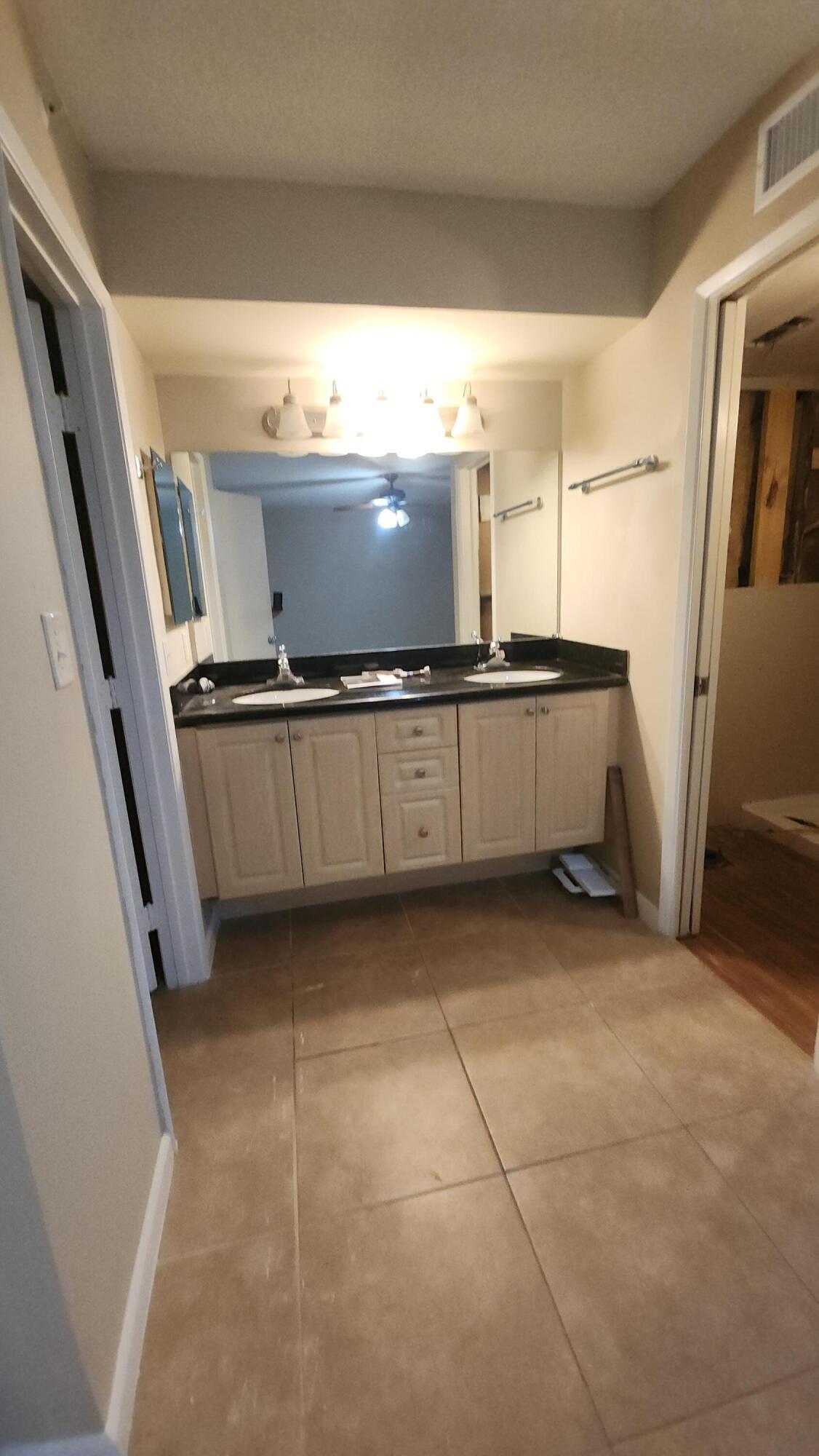 MLS #RX-11130479 image #10