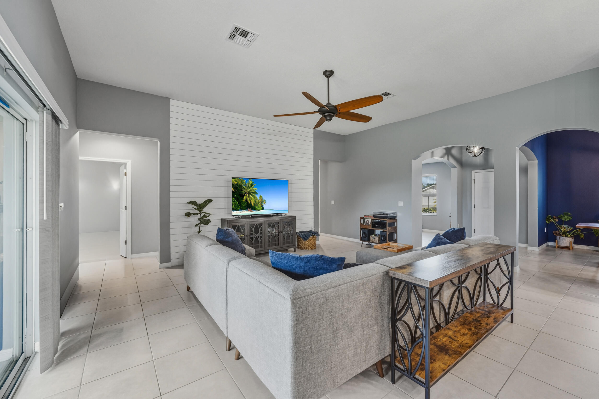 MLS #RX-11147361 image #4