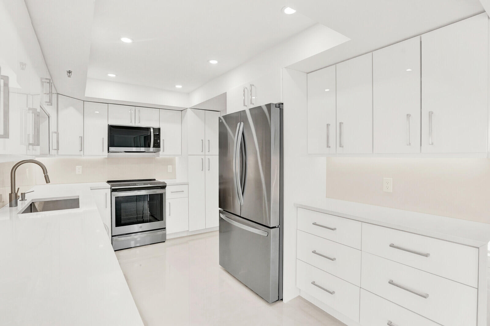 MLS #RX-10958066 image #16