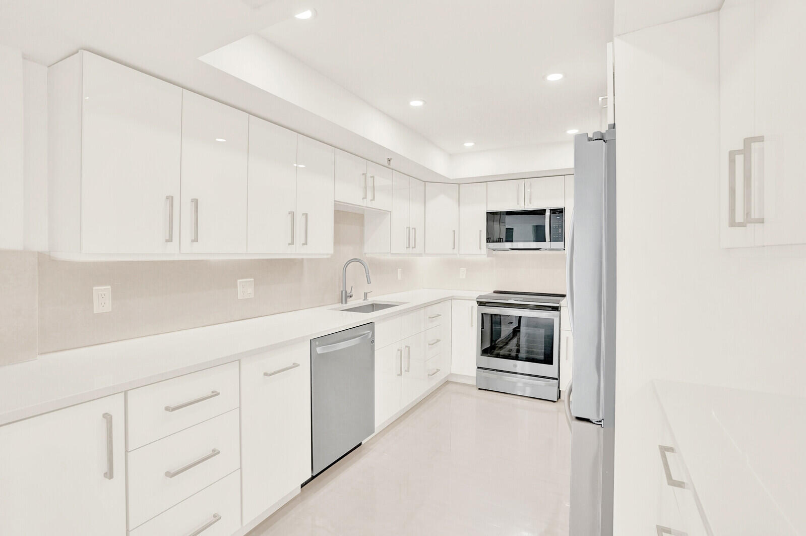 MLS #RX-10958066 image #17