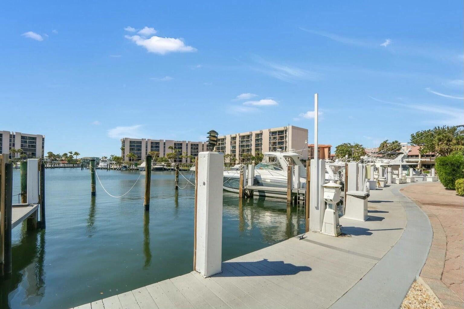 MLS #RX-10958066 image #33