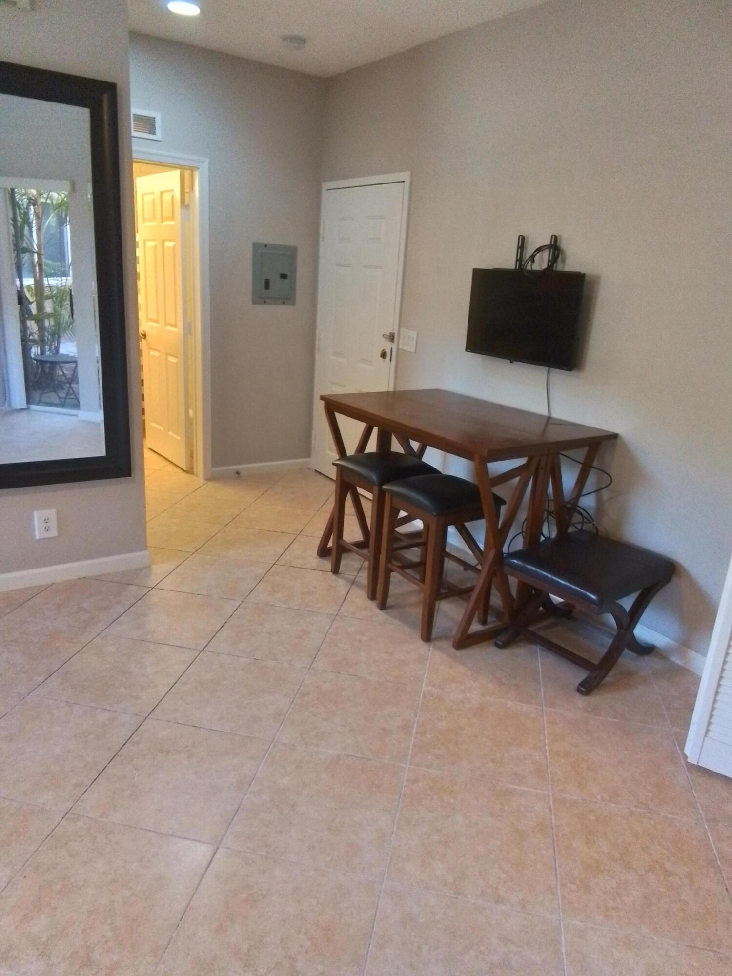 MLS #RX-11147432 image #2