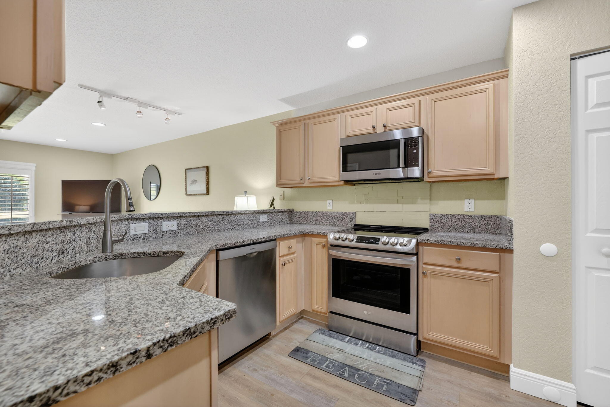 MLS #RX-11147508 image #5