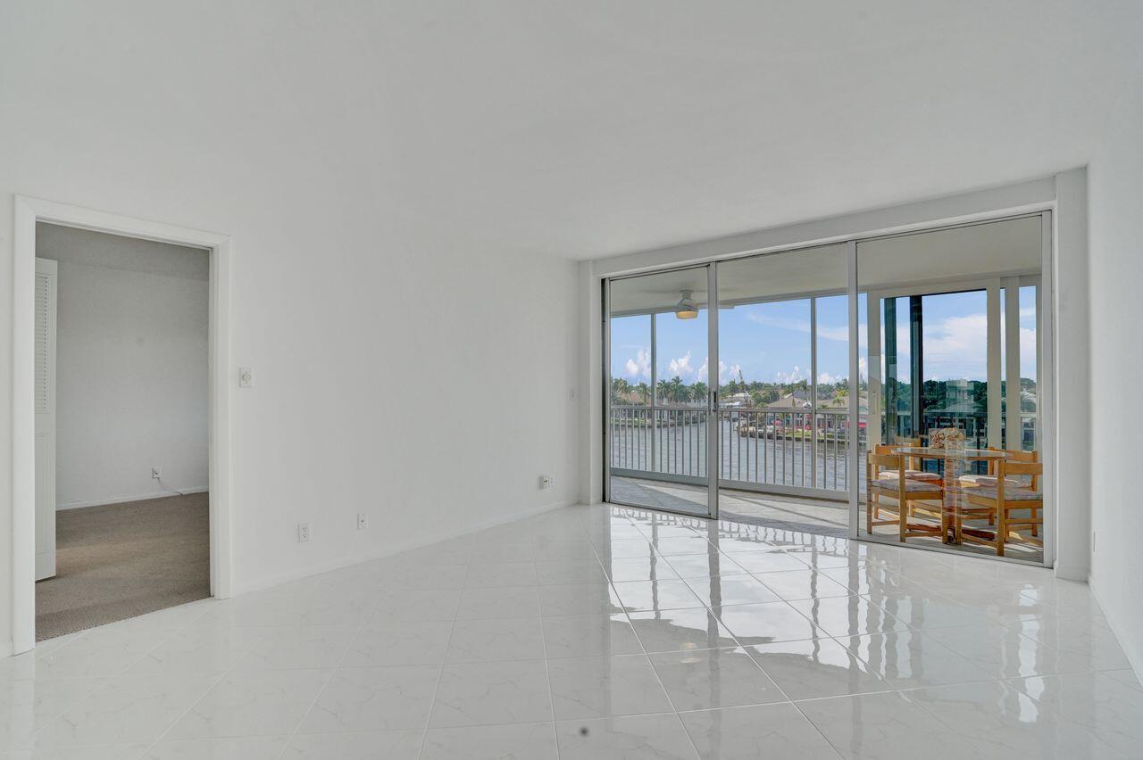 MLS #RX-10817391 image #25