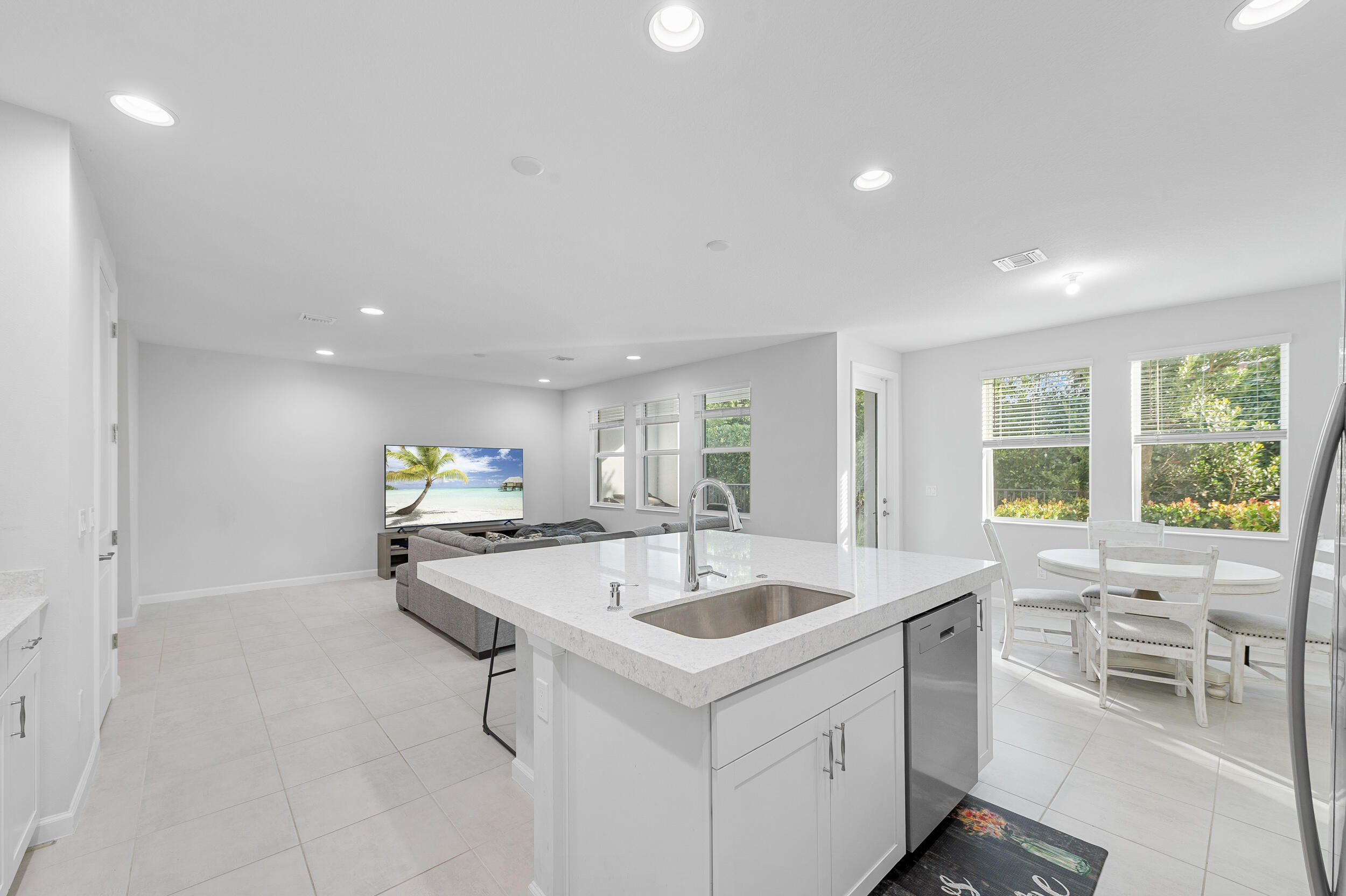 MLS #RX-11147564 image #11